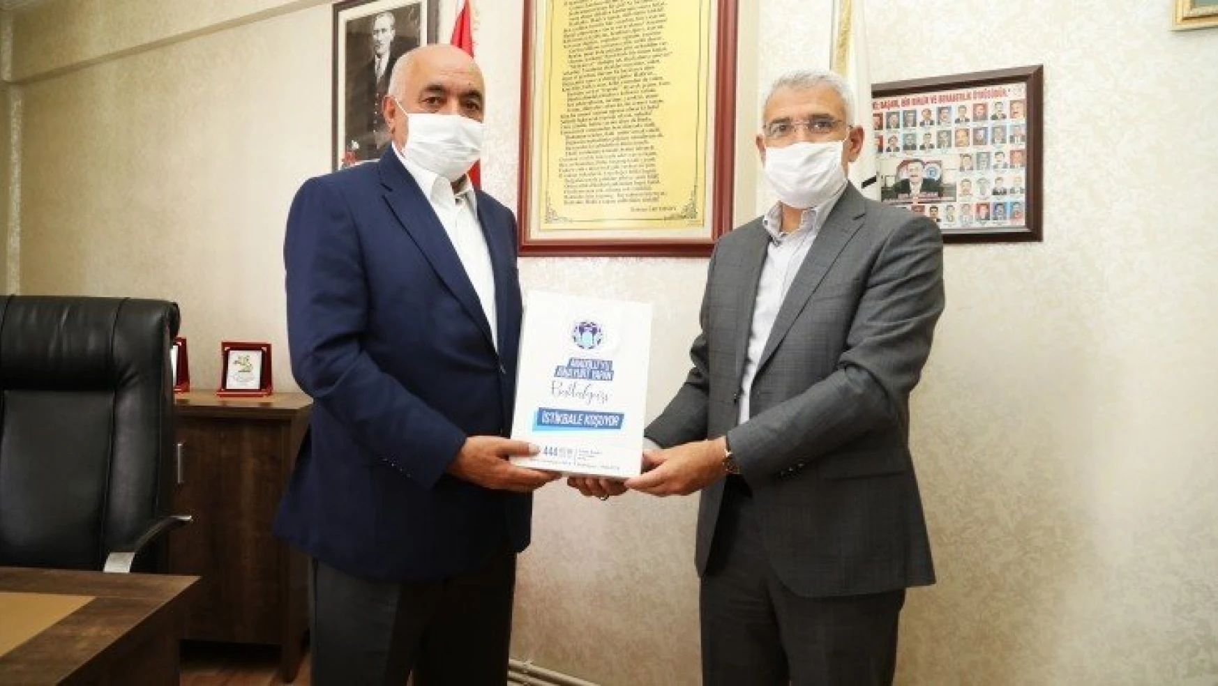 Battalgazi Belediyesi Fırıncılar Esnafına Maske Dağıttı