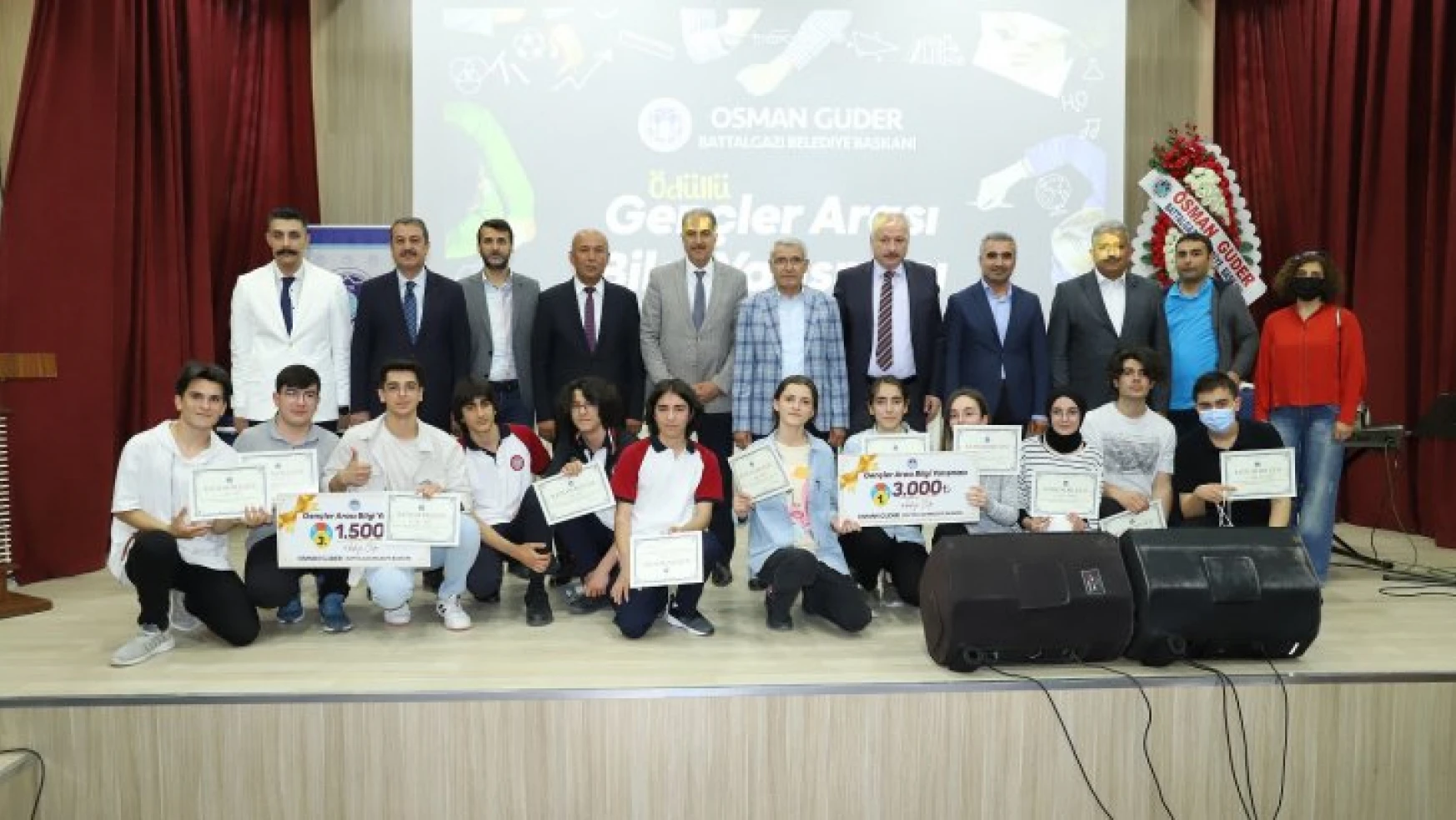 Battalgazi Belediyesi'nin Bilgi Yarışması Büyük Finalle Sona Erdi