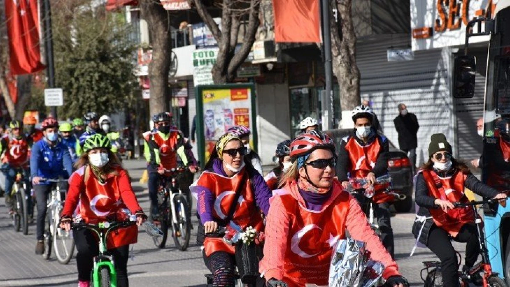 Bisiklet Çalışma Grubu 8 Mart Dünya Kadınlar Günü Dolayısı İle Pedal Çevirdi