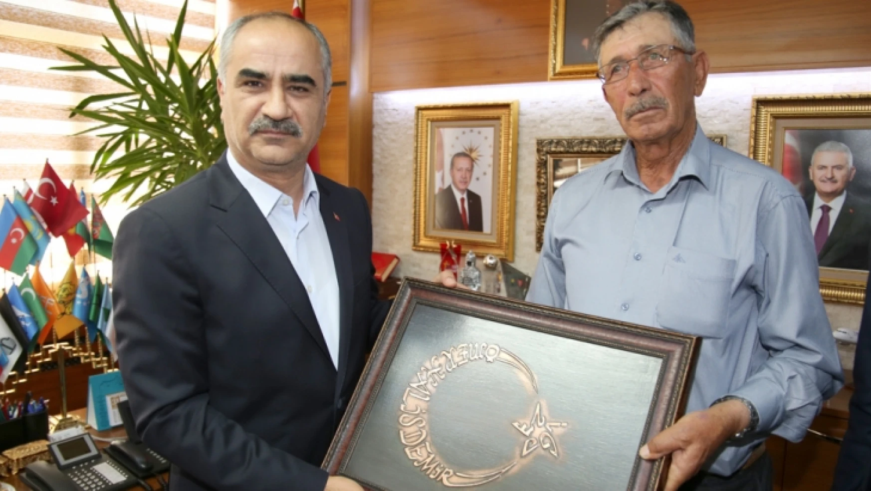 Şehit Babası Halisdemir'den Başkan Aydın'a Ziyaret