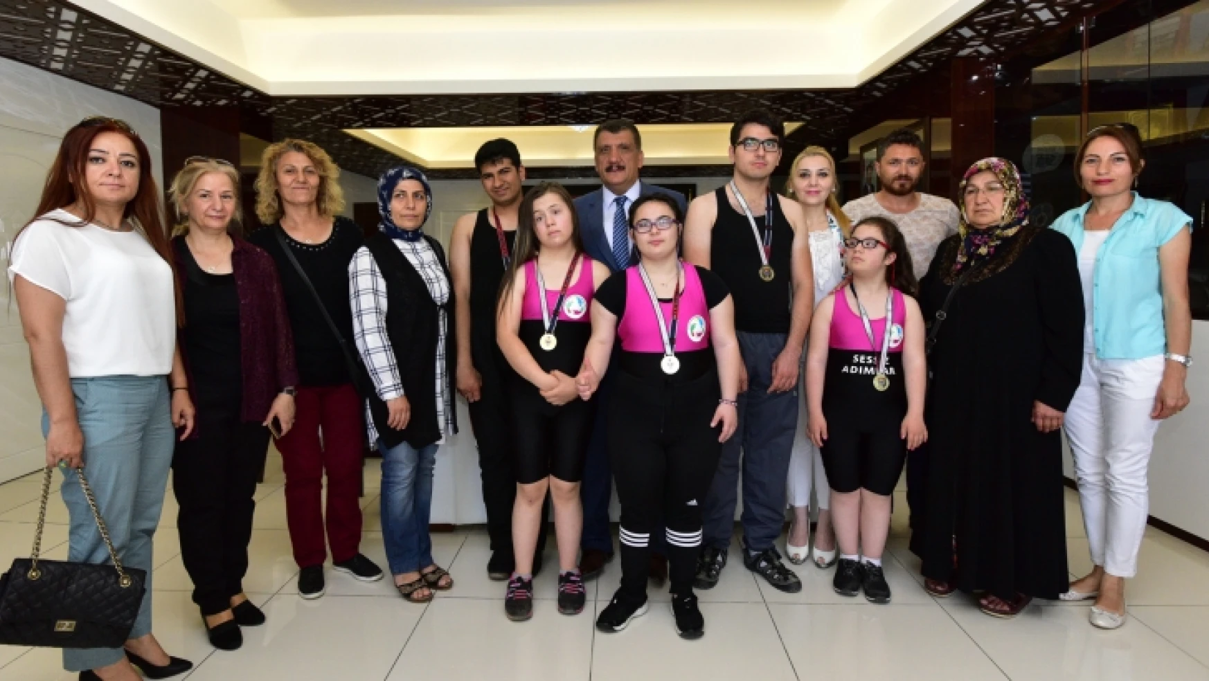 Malatya'nın Gururları, Başkan Gürkan'ı Ziyaret Etti