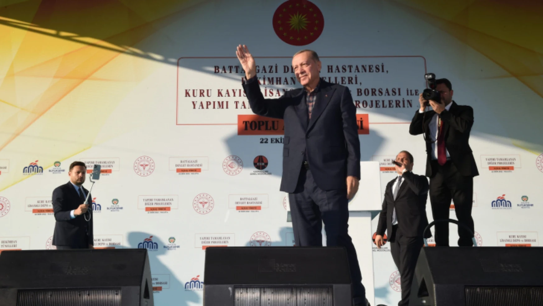 Cumhurbaşkanı Recep Tayyip Erdoğan, 'Malatya bizi yola çıktığımız günden bugüne hiç yalnız bırakmadı'