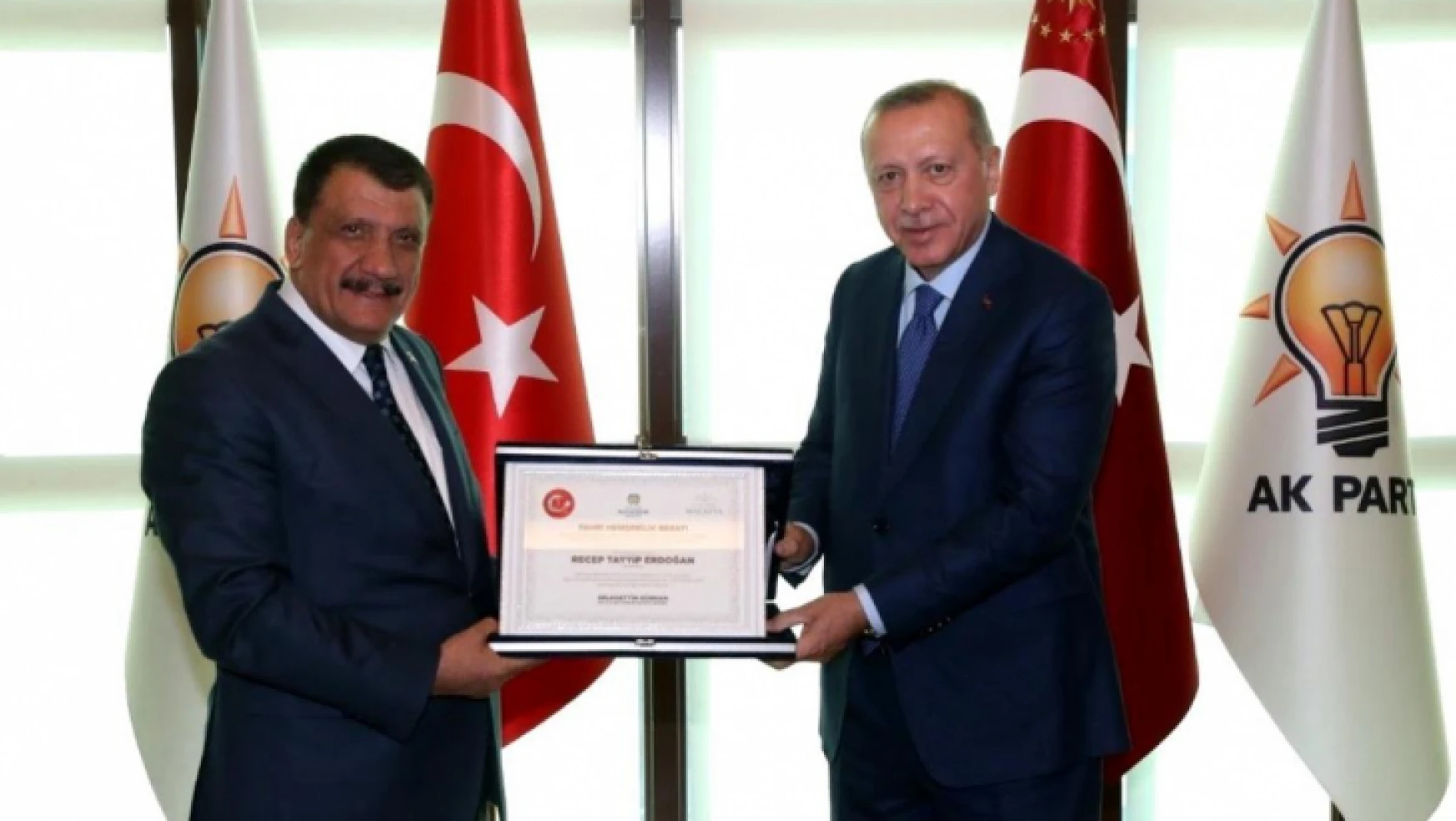 Cumhurbaşkanı Recep Tayyip Erdoğan'dan Büyükşehir Belediyesine Övgü