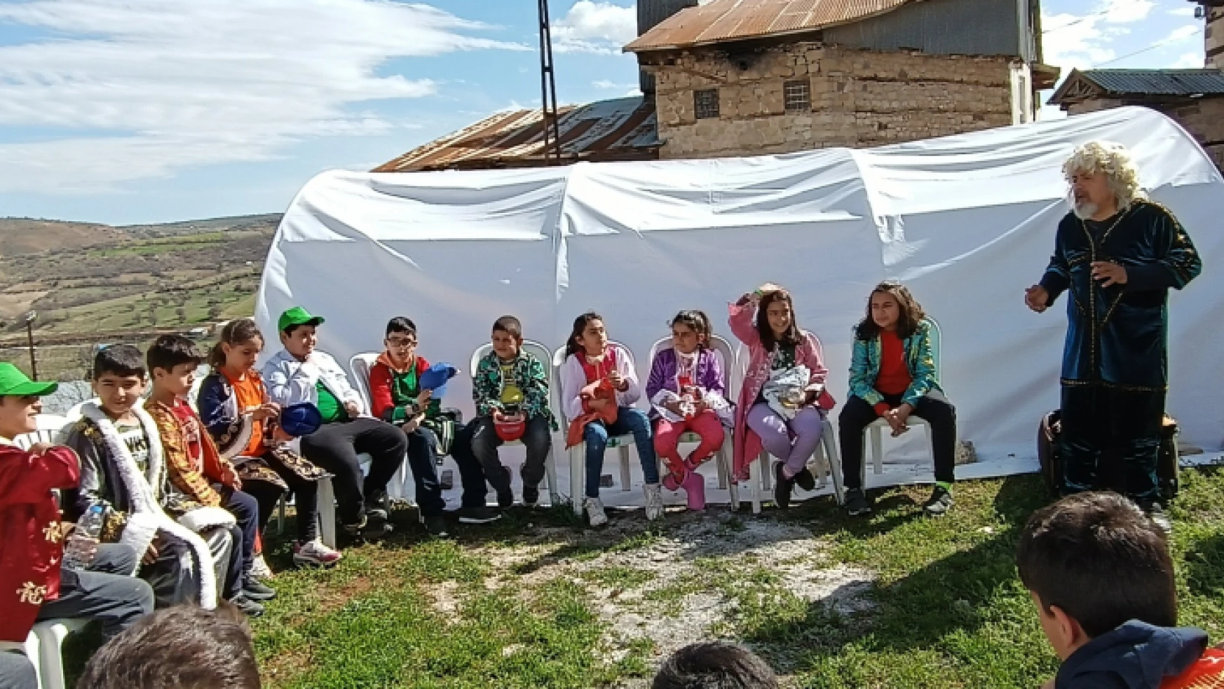 Depremzede Çocuklara psikososyal destek atölyeleri açıldı