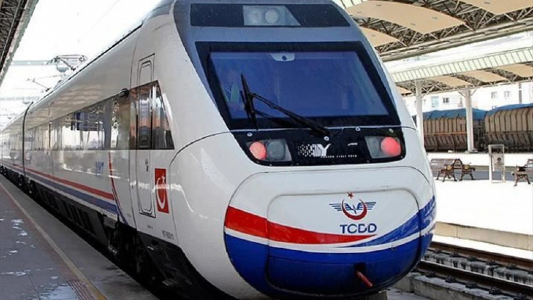Devlet Demir Yolları Malatya'daki bazı tren güzergahlarında ilaçlama yapacağını duyurdu.
