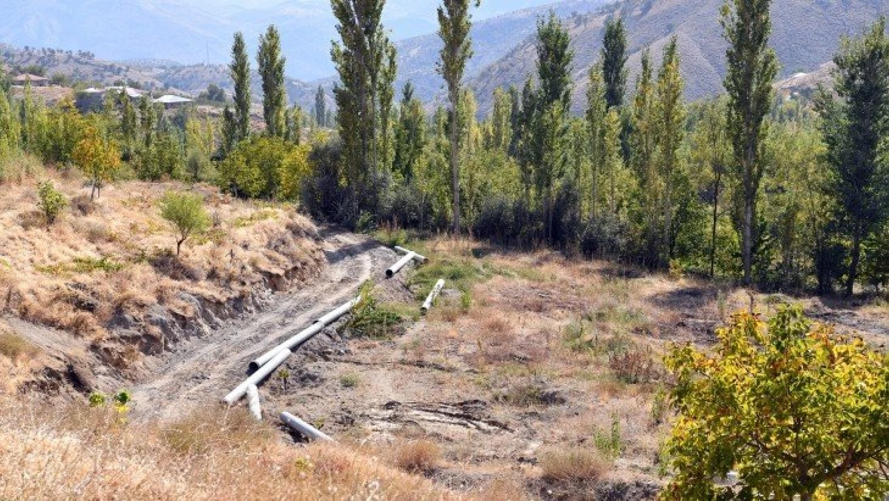 Doğanşehir'de 500 Dekar Tarım Arazisi Kapalı Sistem Sulama İle Hayat Bulacak