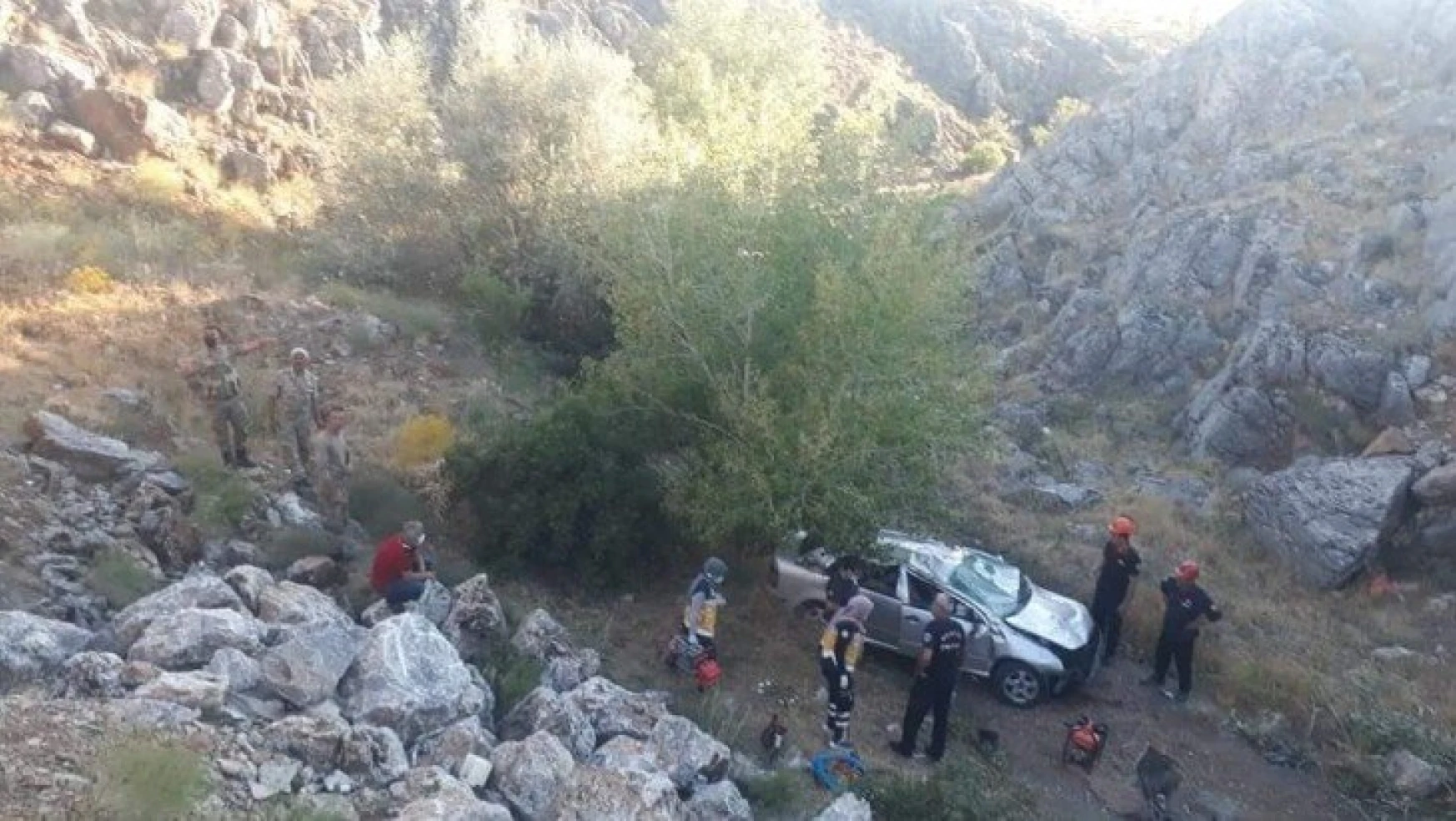 Doğanşehir'de Trafik Kazası:  1 Polis Hayatını Kaybetti.