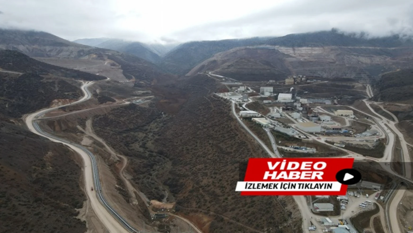 Erzincan'da toprak kaymasının yaşandığı maden ocağı bölgesi havadan görüntülendi