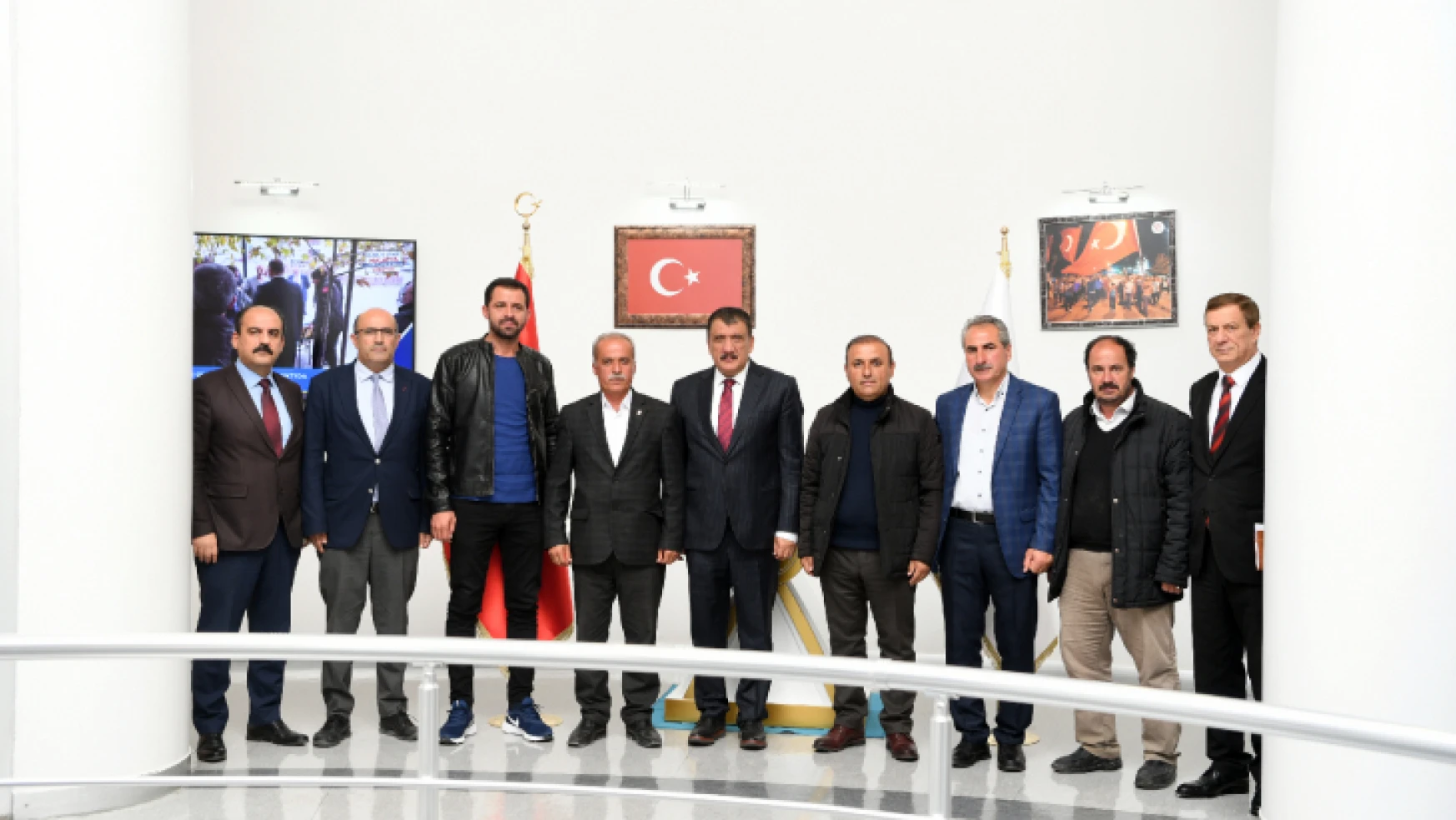 Fidancılar ve Peyzajcılar Sitesi Yönetiminden Başkan Gürkan'a teşekkür ziyareti