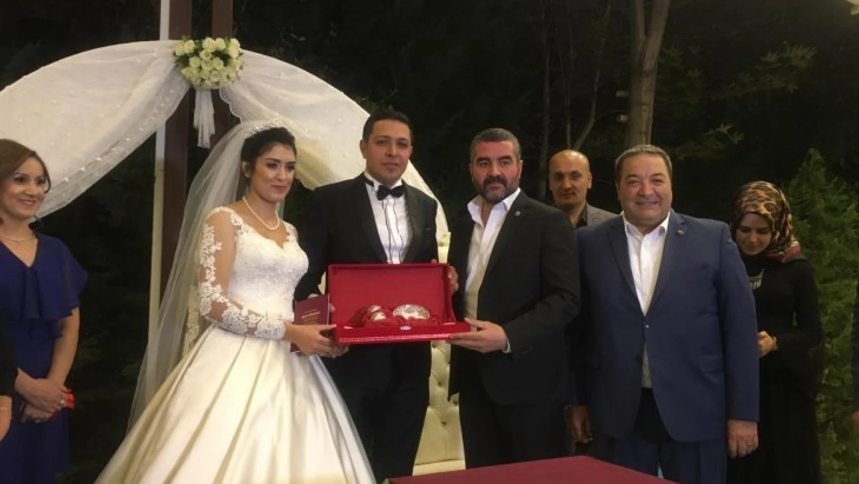 Görkemli Düğün MHP'lileri buluşturdu