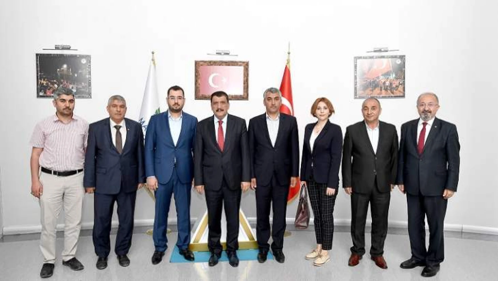 Sigortacılar Başkan Gürkan'ı Ziyaret Etti