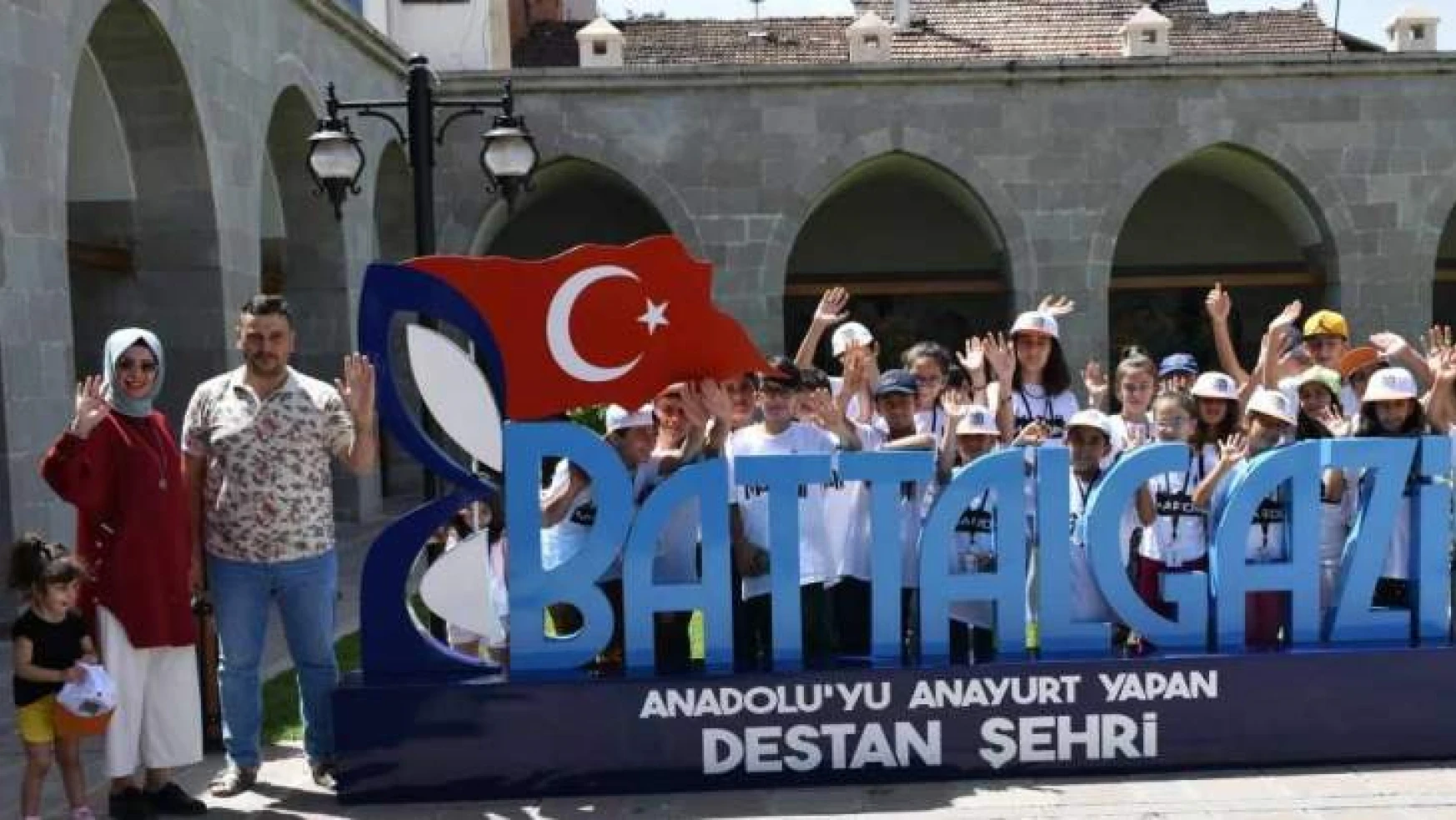 Malatya Kent Konseyi Mardinli Çocukları Malatya'da Misafir Etti