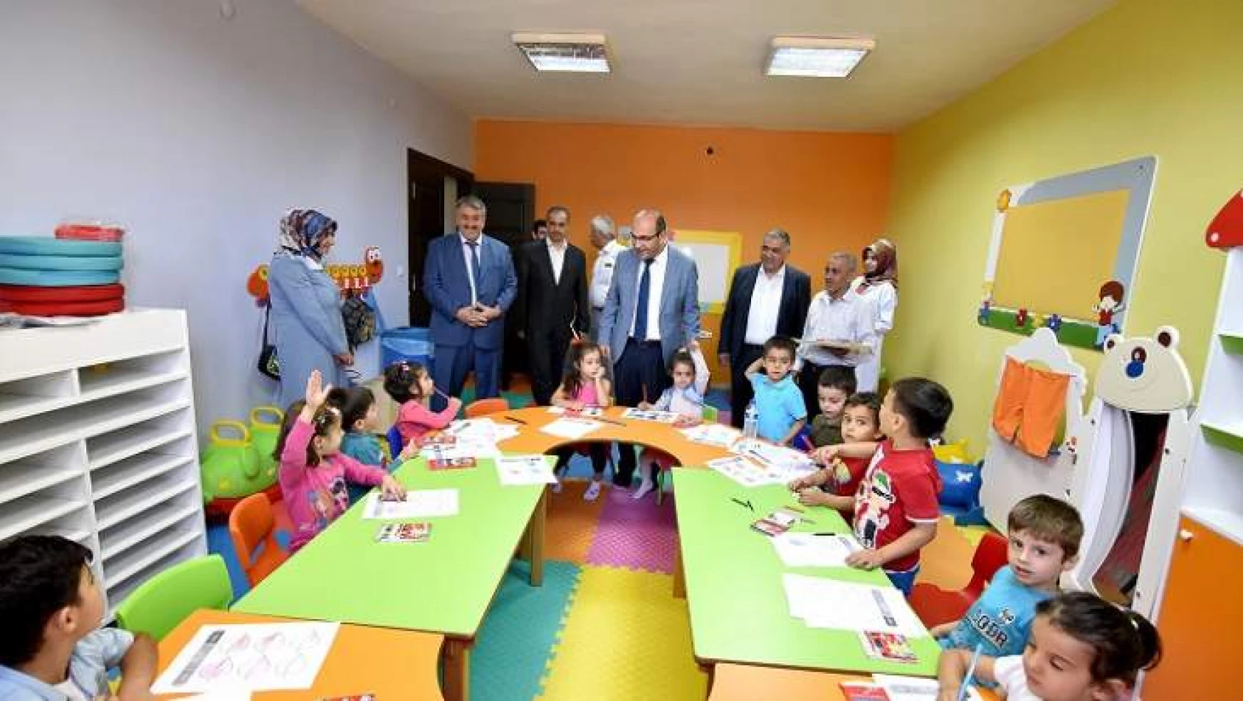 Büyükşehir Belediyesine Bağlı Nezaket Okullarında Eğitim Zili Çaldı
