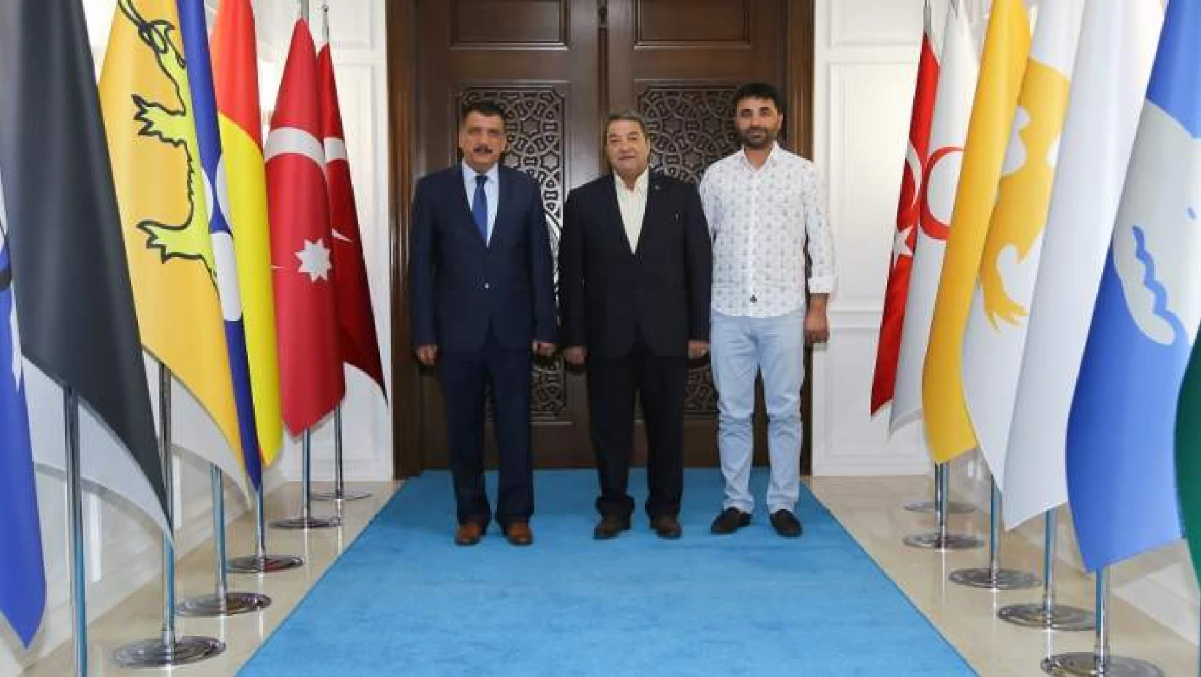 MHP Malatya Milletvekili Fendoğlu, Başkan Gürkan'ı Ziyaret Etti
