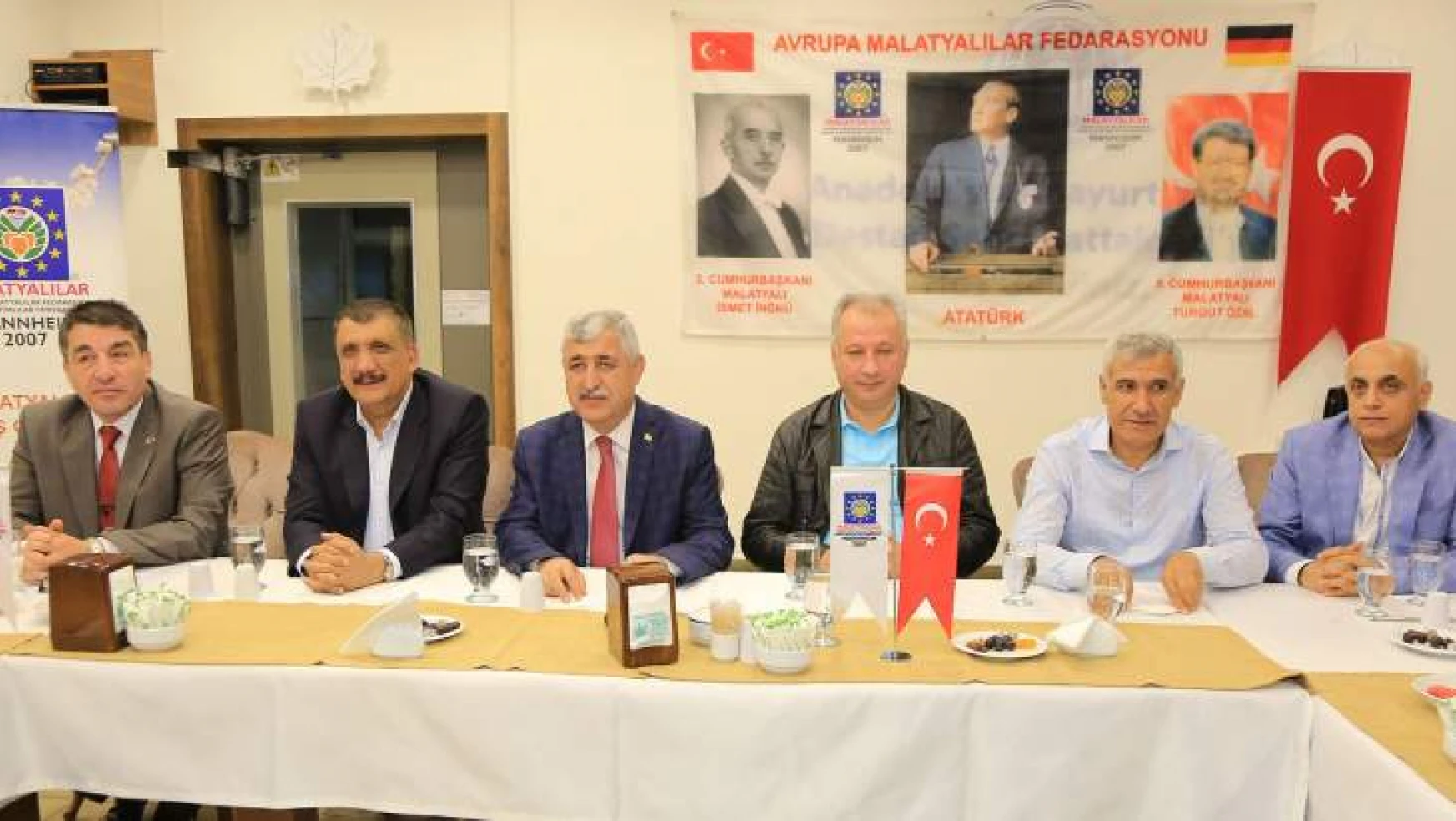 Gürkan, AMDF'Yİ tarihi Kentler Birliği'nin Misyonuna Benzetiyorum