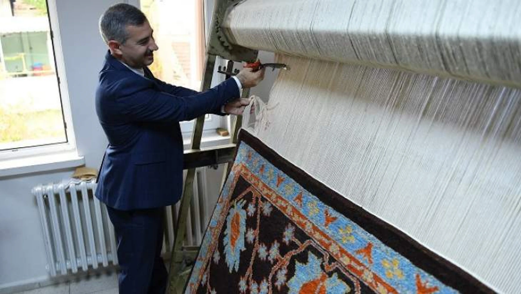 Başkan Çınar, Gündüzbey Yeşilkonak'ta ki Halı Kesme Törenine Katıldı