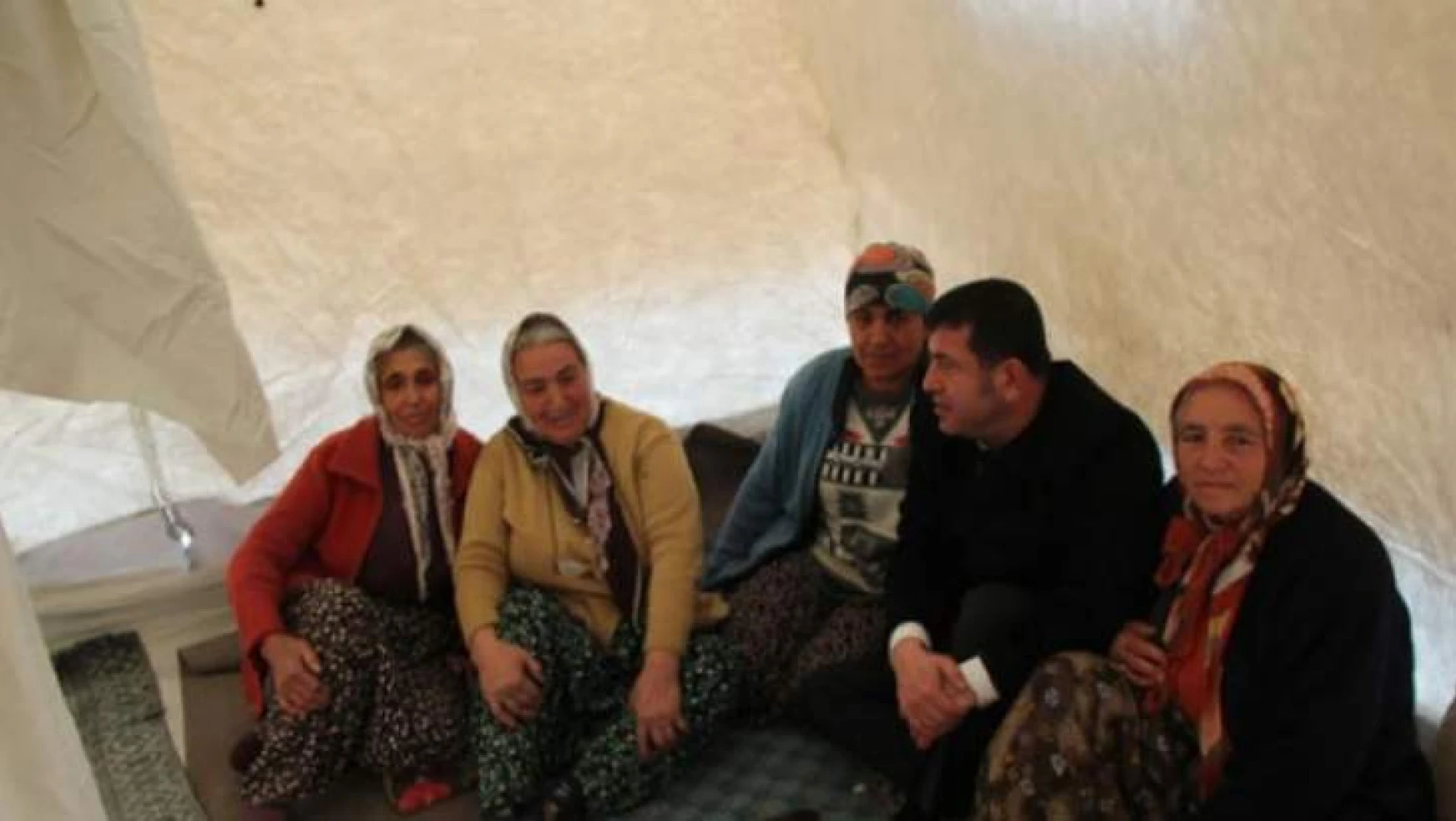 Ağbaba 'Depremzedelere 3 Yıldır 1 Kuruş Yardım Yapılmadı'