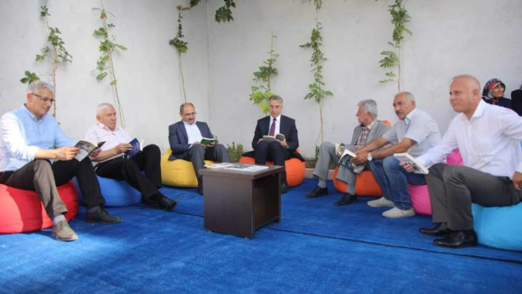 Mehmet Akif Ersoy Semt Kütüphanesi Hizmete Açıldı