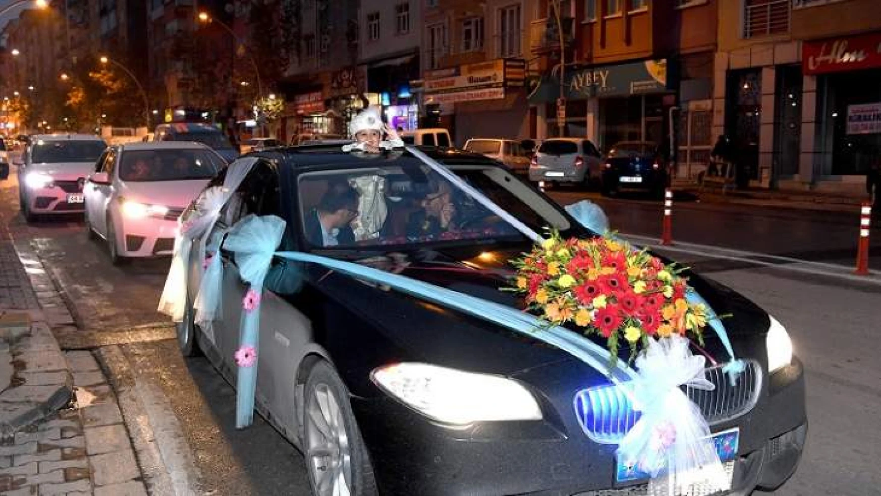 Başkan Polat Makam Aracını Sünnet Düğünü İçin Yasin Efe'ye Tahsis Etti