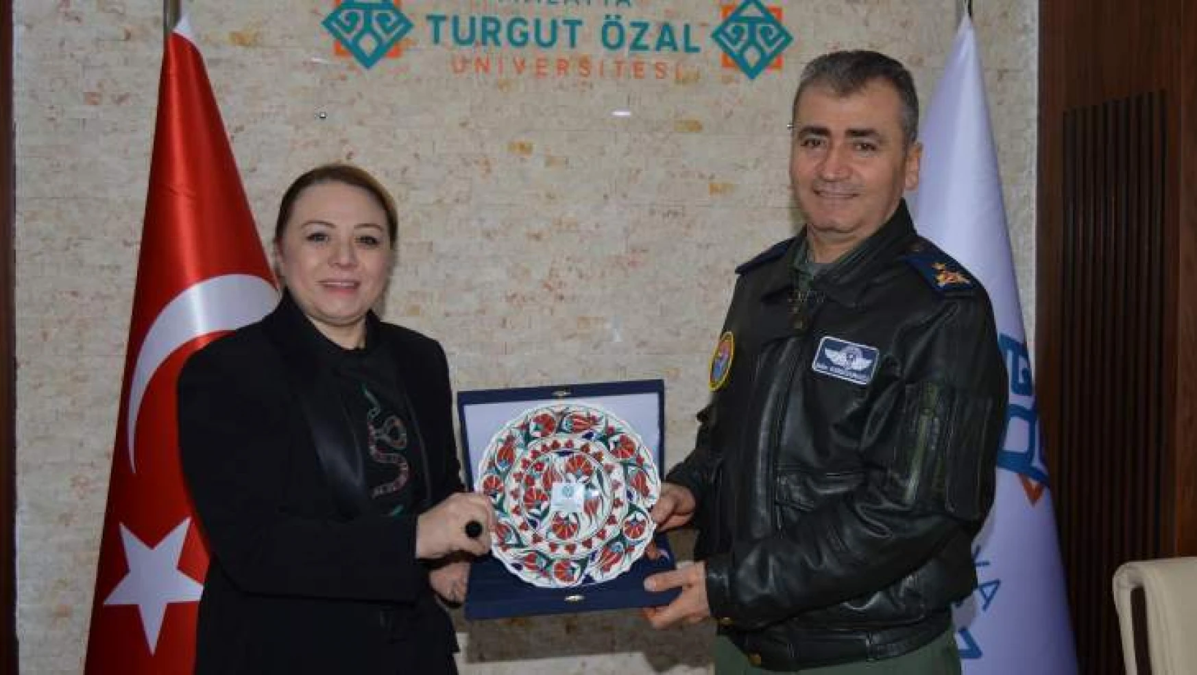Tuğgeneral Karsavuranoğlu'ndan Rektör Karabulut'a ziyaret