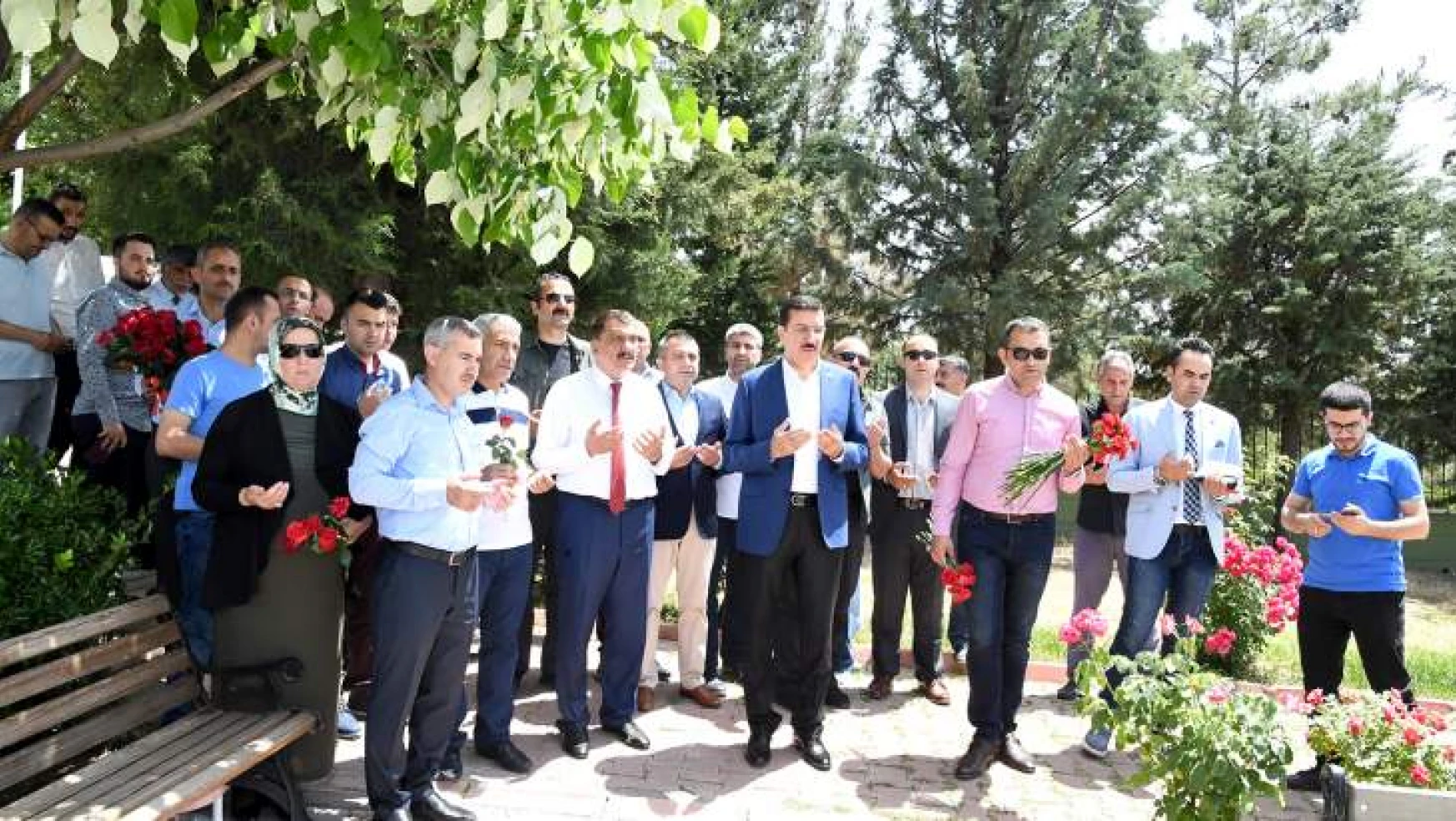 Başkan Gürkan Bayram Ziyaretlerinde Bulundu