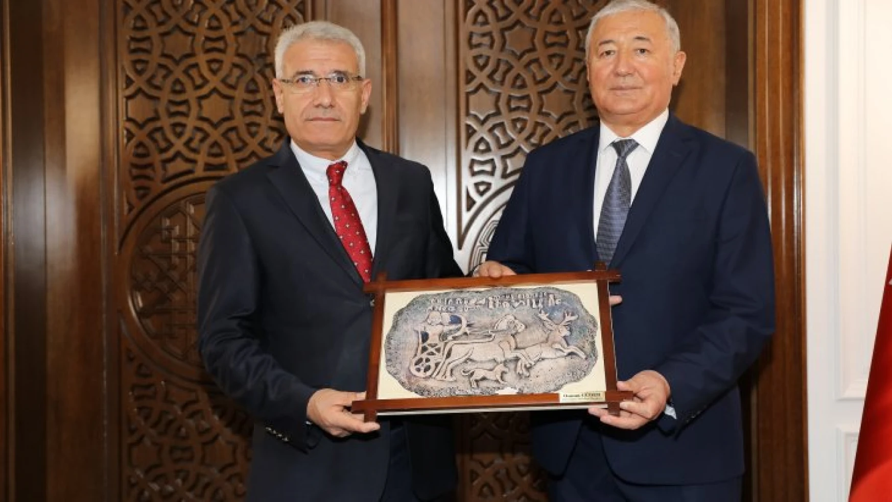 Kırgızistan Heyetinden Başkan Güder'e Kardeşlik Ziyareti