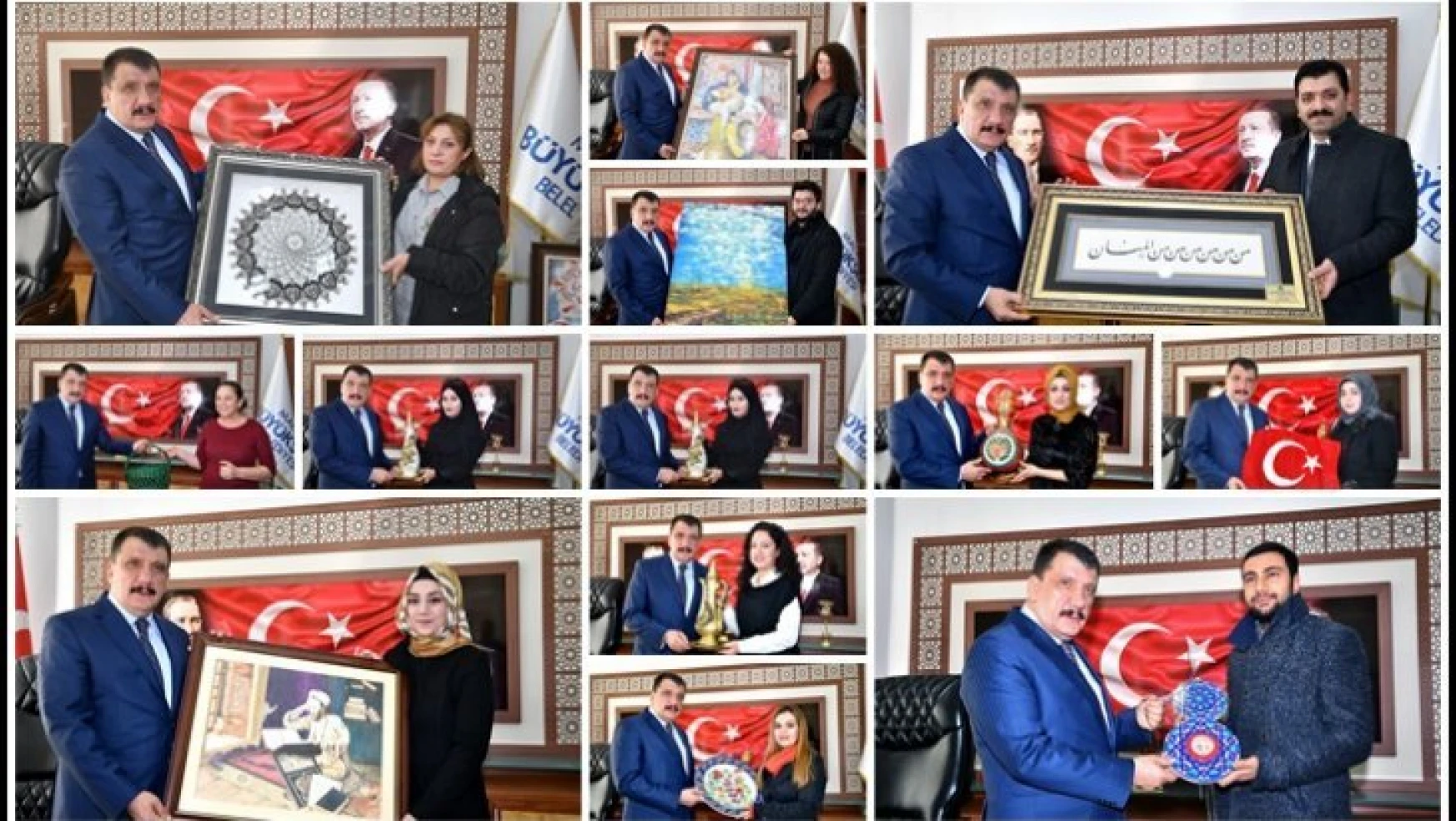 Kurs Hocalarından Başkan Gürkan'a Anlamlı Hediye
