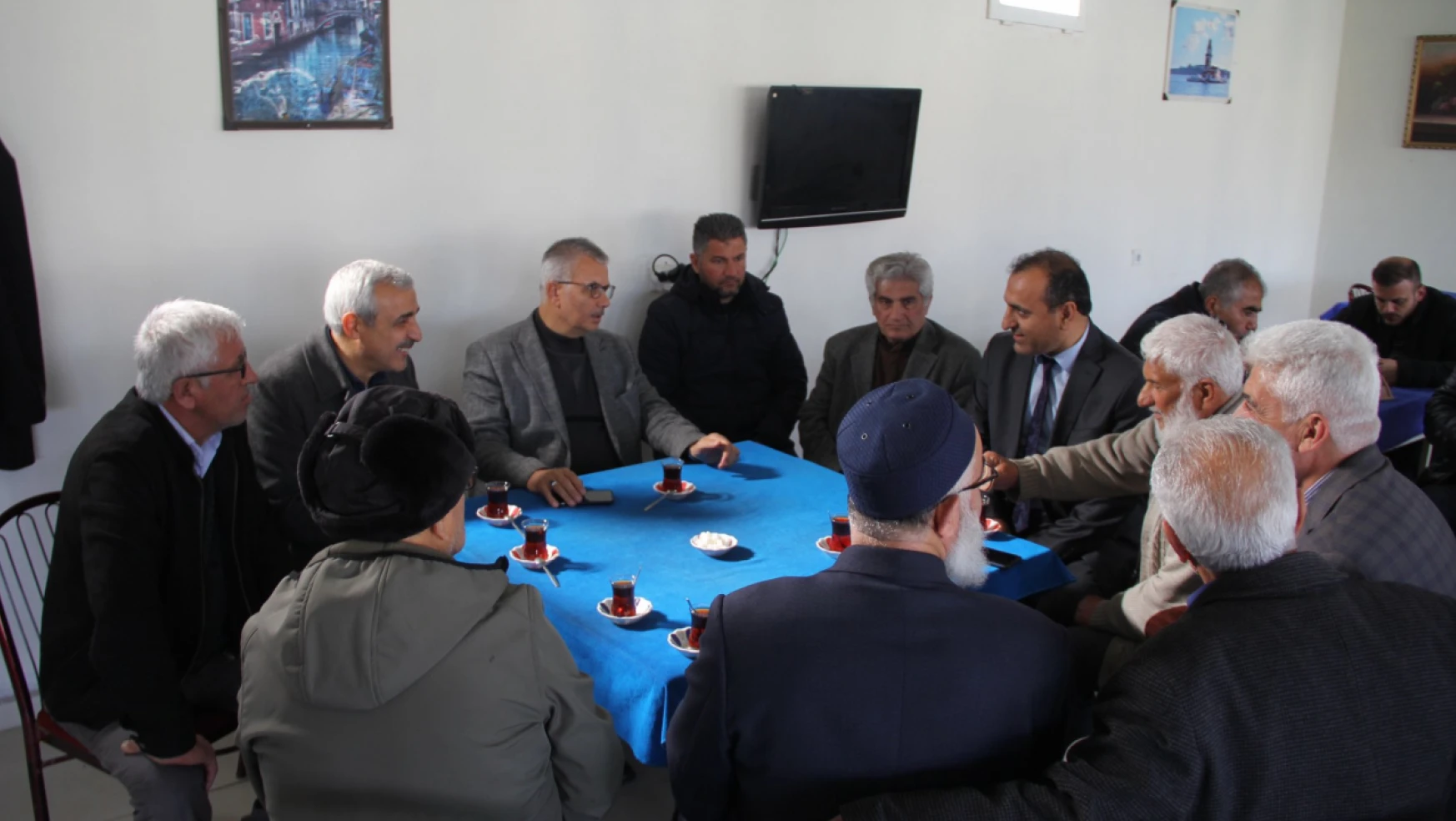 Malatya Büyükşehir Belediyesi Bağımsız Belediye Başkan Adayı Prof. Dr. İbrahim Gezer,  Yazıhan ilçesini ziyaret etti