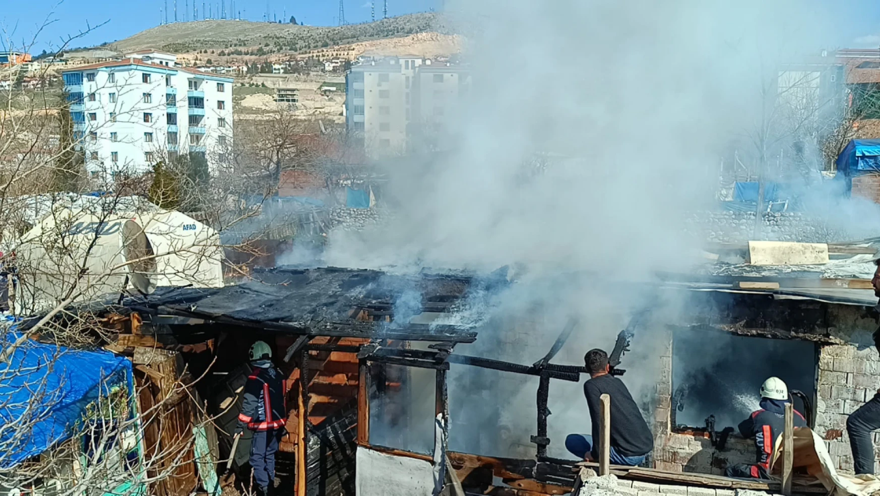 Malatya'da Baraka Yangını