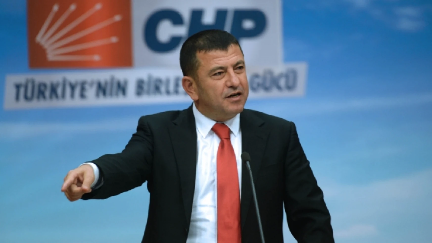 Ağbaba, AK Parti Taşerona Kadro Vermemek İçin Çalışıyor