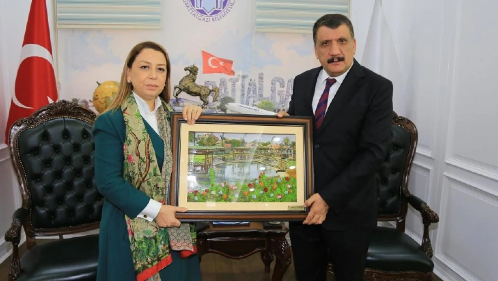Ak Parti Genel Başkan Yardımcısı Çalık, Başkan Gürkan'ı Ziyaret Etti