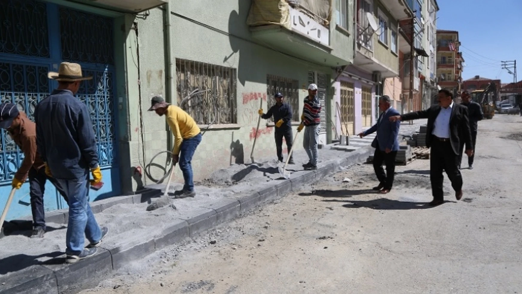 Battalgazi Belediyesi  Sarıcıoğlu Mahallesi'nde Sokakları Yeniliyor