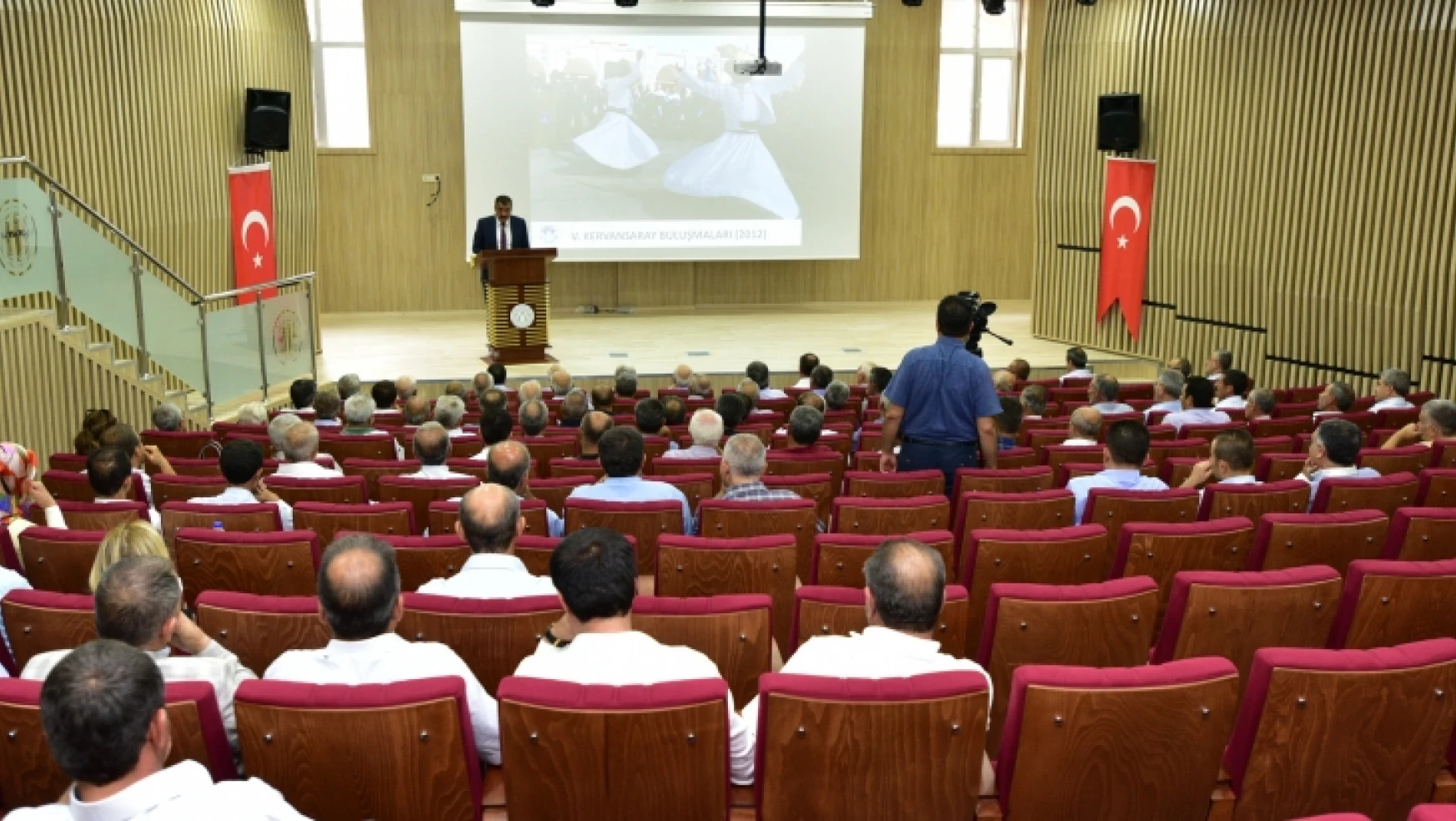Başkan Gürkan, Yeni Hizmet Binasında Muhtarlarla Biraraya Geldi