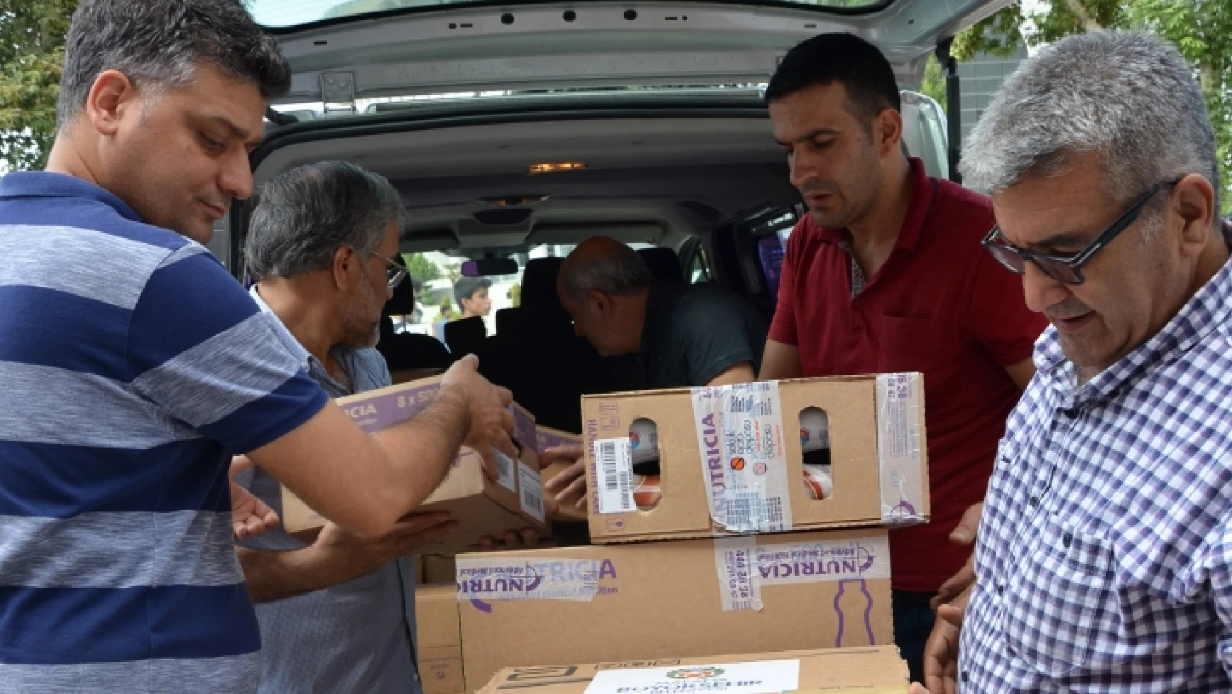 Malatya Büyükşehir'den Mültecilere Yardım
