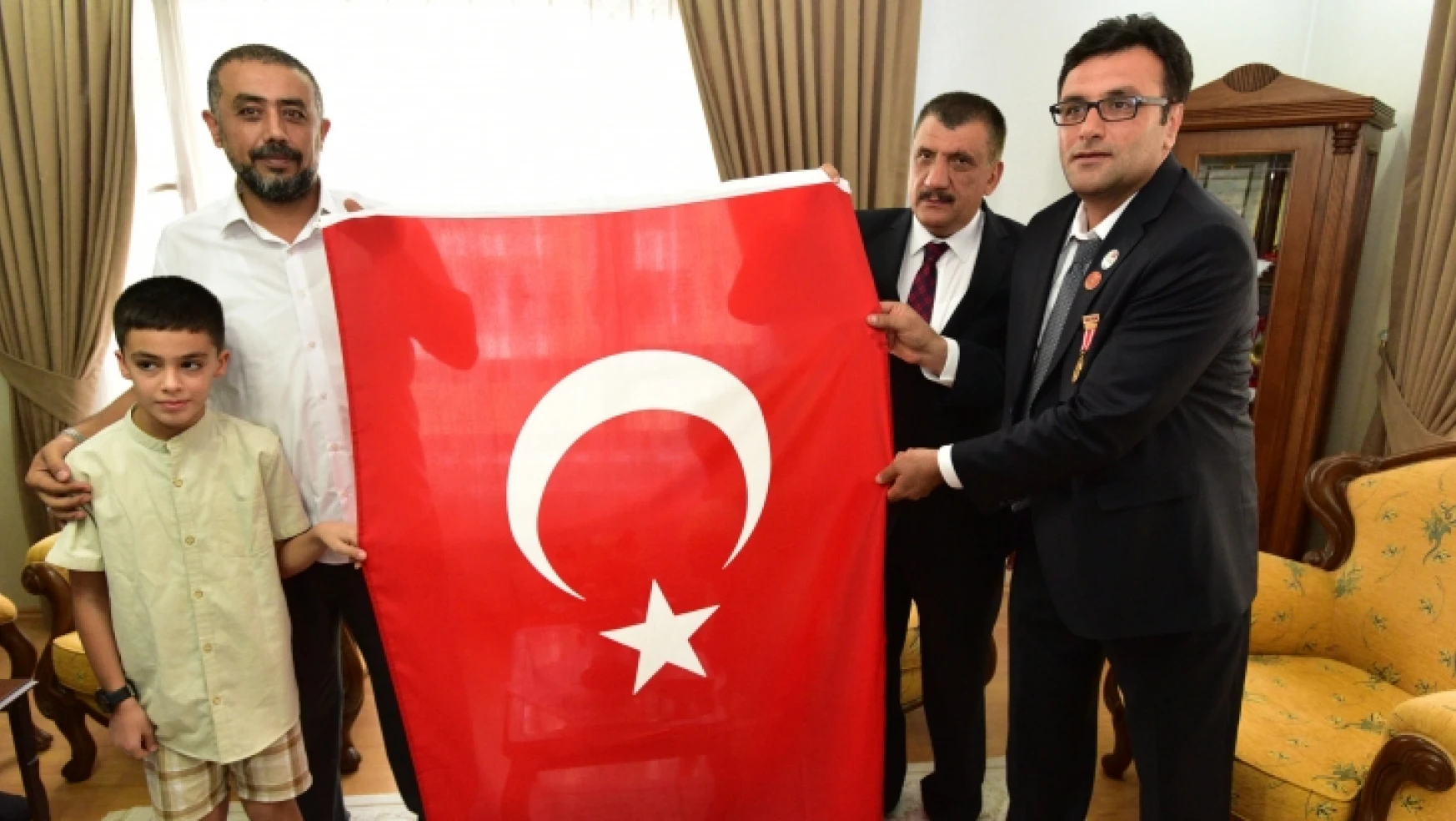 Başkan Gürkan, Şehit Aileleri Ve Gazilerle Biraraya Geldi
