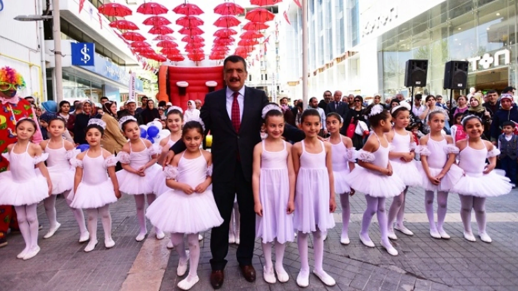 Başkan Gürkan'ın 23 Nisan Mesajı