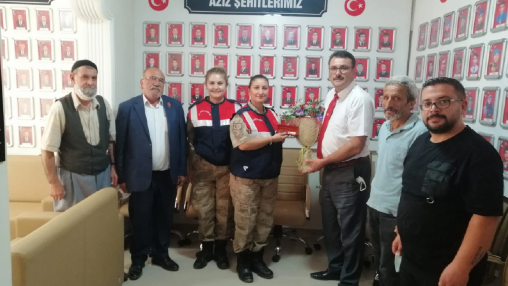 Malatya İl Jandarma Komutanlığından Gazi ve Şehit Derneğine Ziyaret