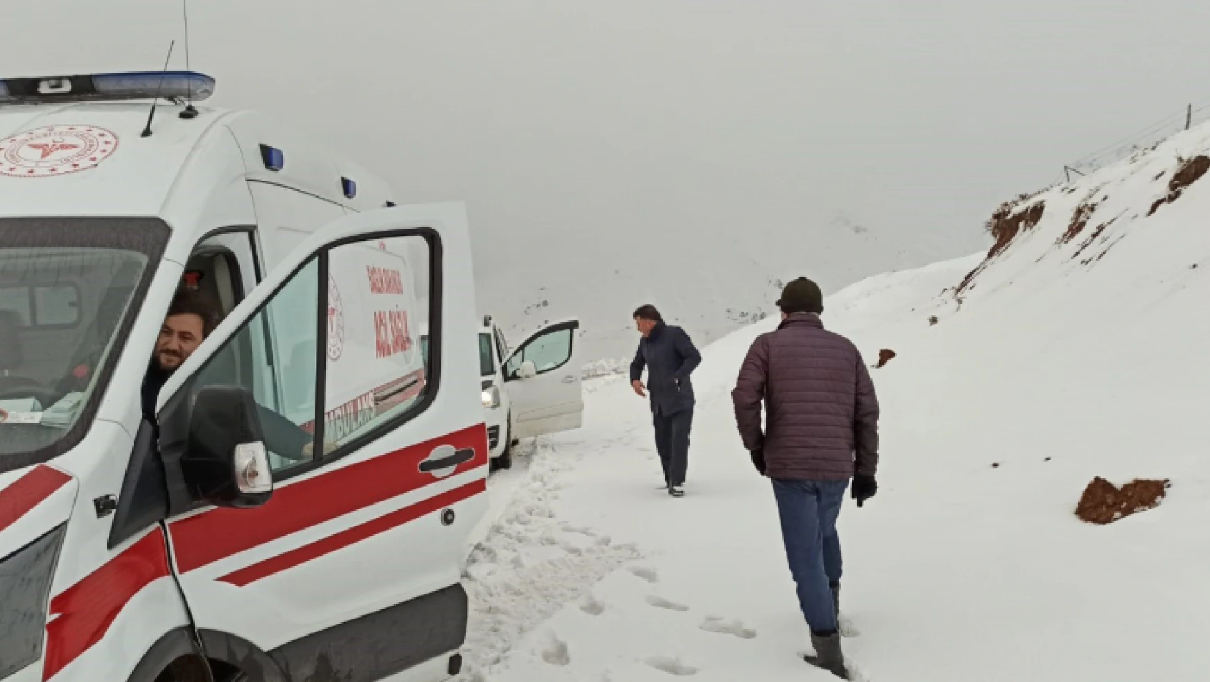 Malatya'nın Yüksek Kesimlerinde Karla Mücadele Çalışmaları Sürüyor