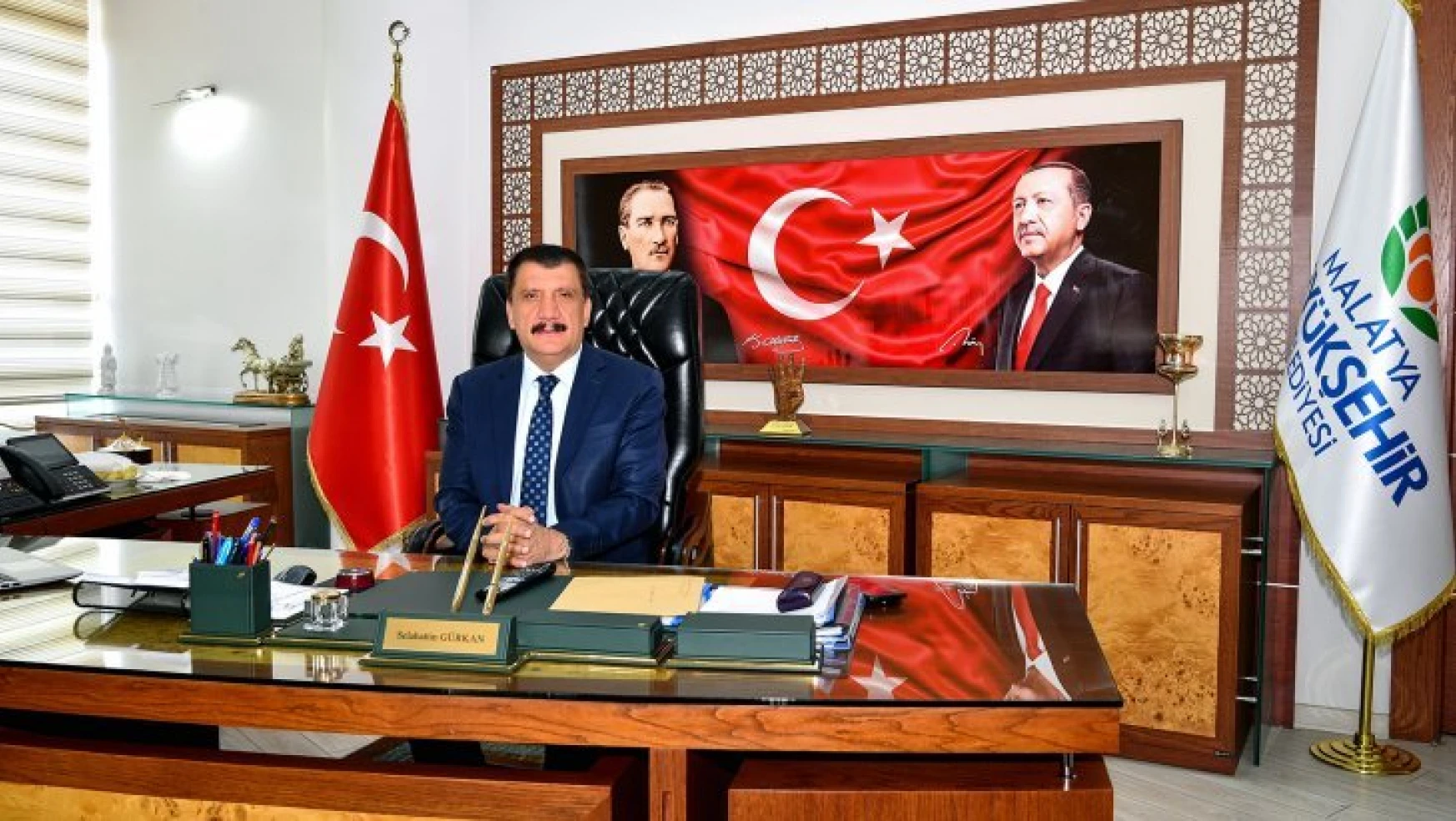 Mehmet Akif Ersoy İstiklal Marşını Kalemiyle Değil Yüreğiyle Yazmıştır