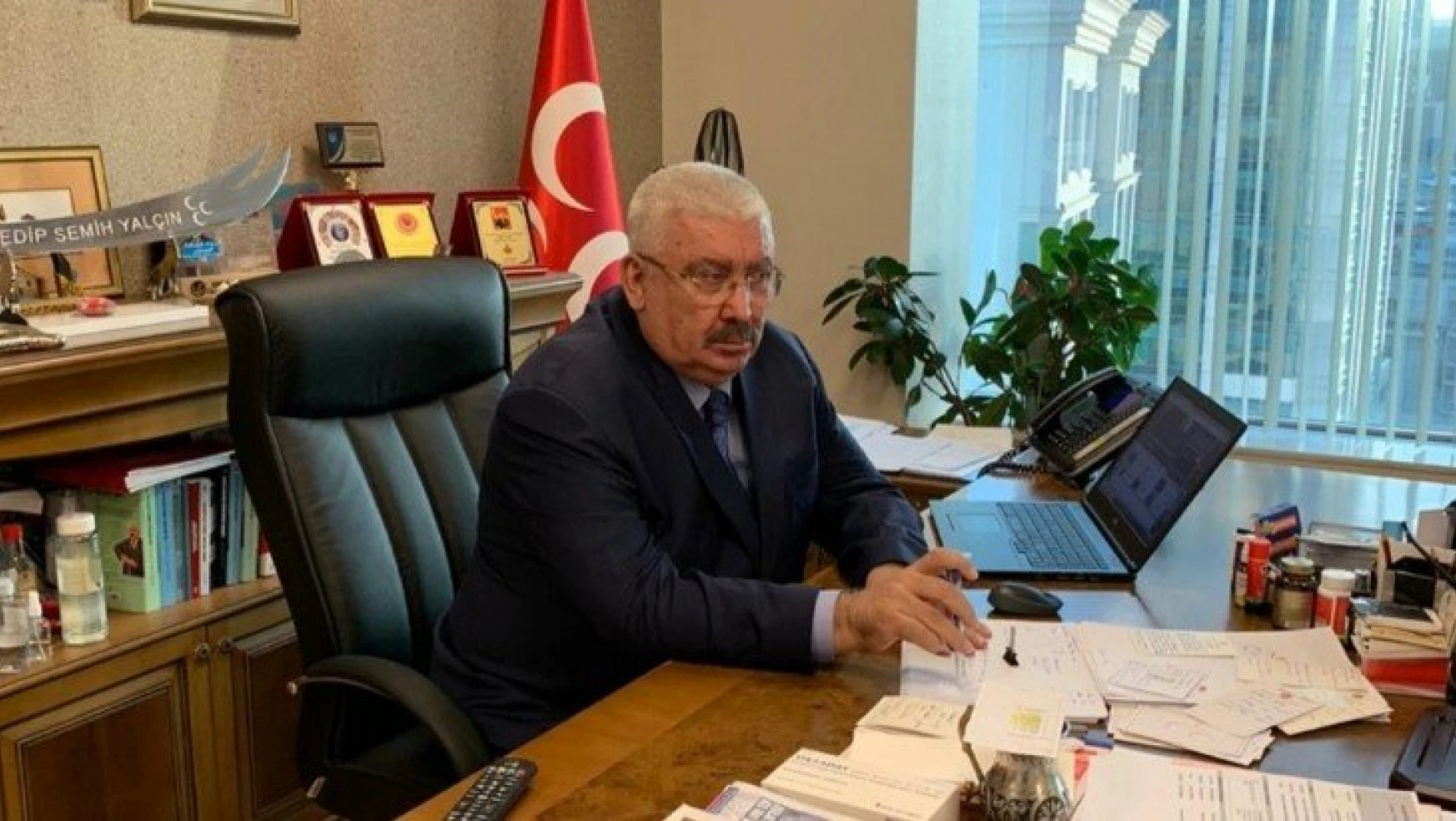 MHP'li Yalçın: ' Sabık başkanın siyasi tetikçiliğe soyunmasına asla rıza göstermeyiz'