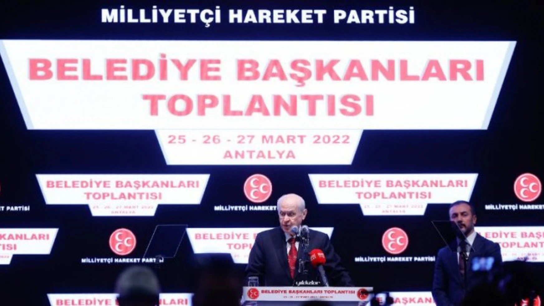MHP Lideri Bahçeli Partisinin Belediye Başkanları Toplantısında önemli açıklamalarda bulundu