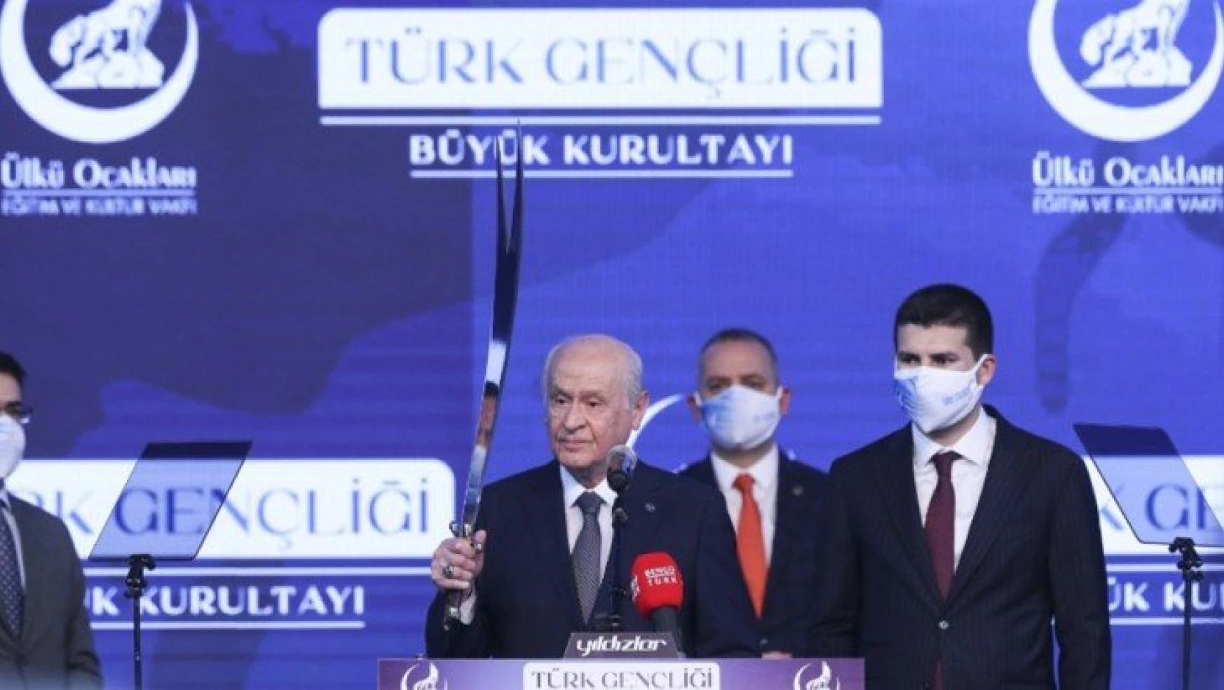 MHP Lideri Bahçeli: 'Ülkü ocaklarından terörist değil, terörizmin can düşmanı çıkar.'