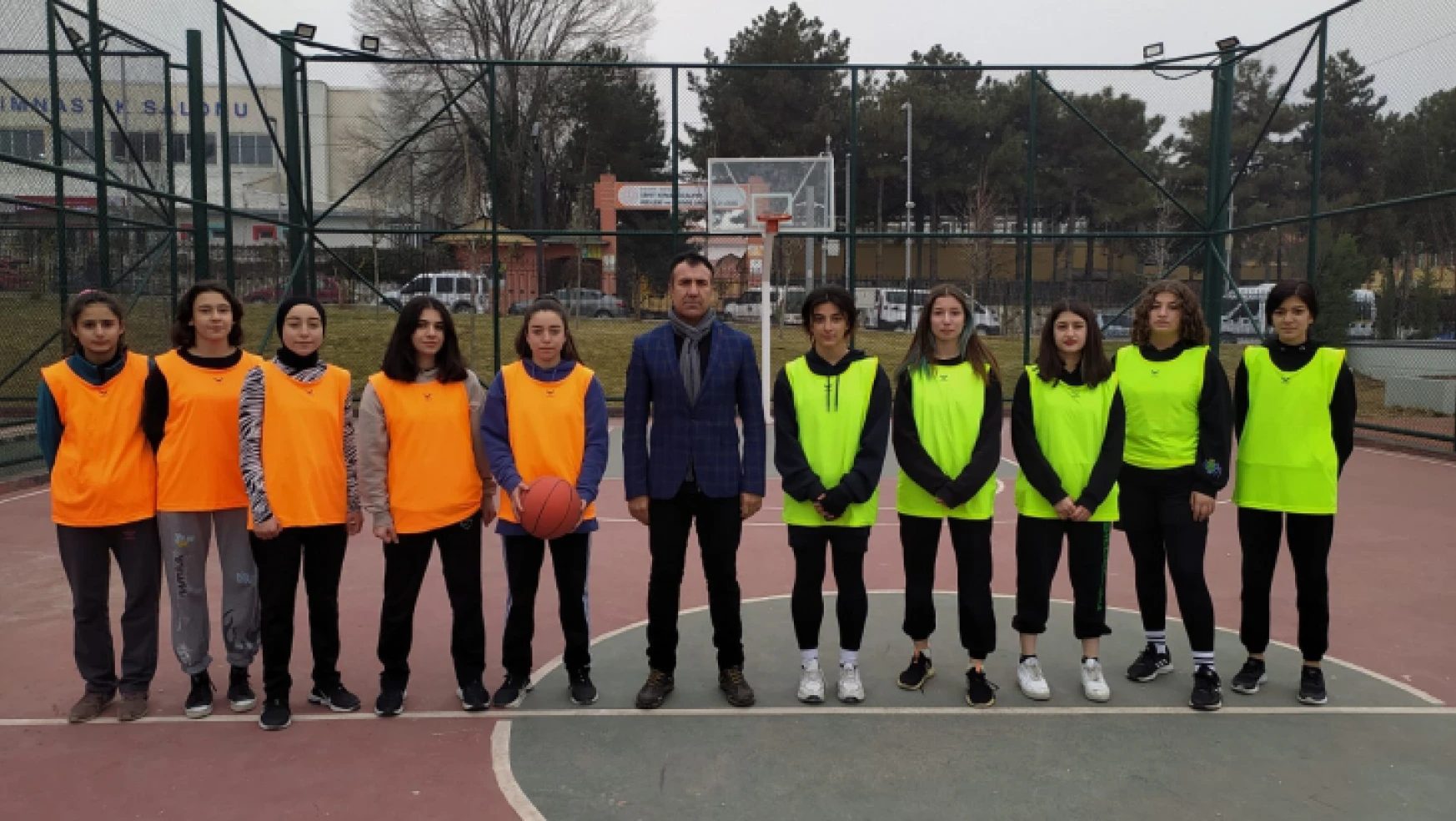 Müftü Veysel Işıldar Adına Basketbol Turnuvası Düzenledi