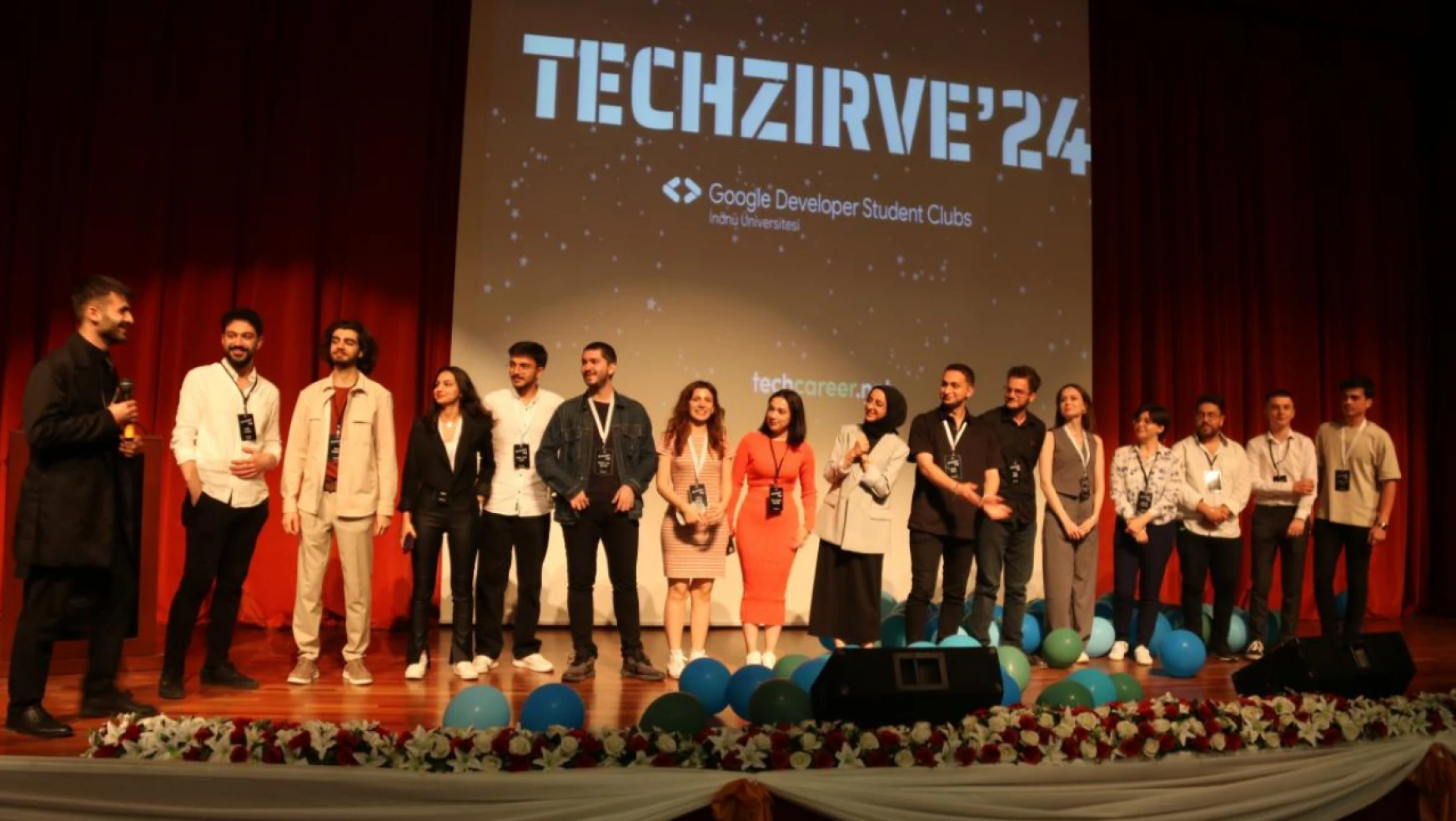 Öğrenciler TechZirve'24 Etkinliğinde Bir Araya Geldi