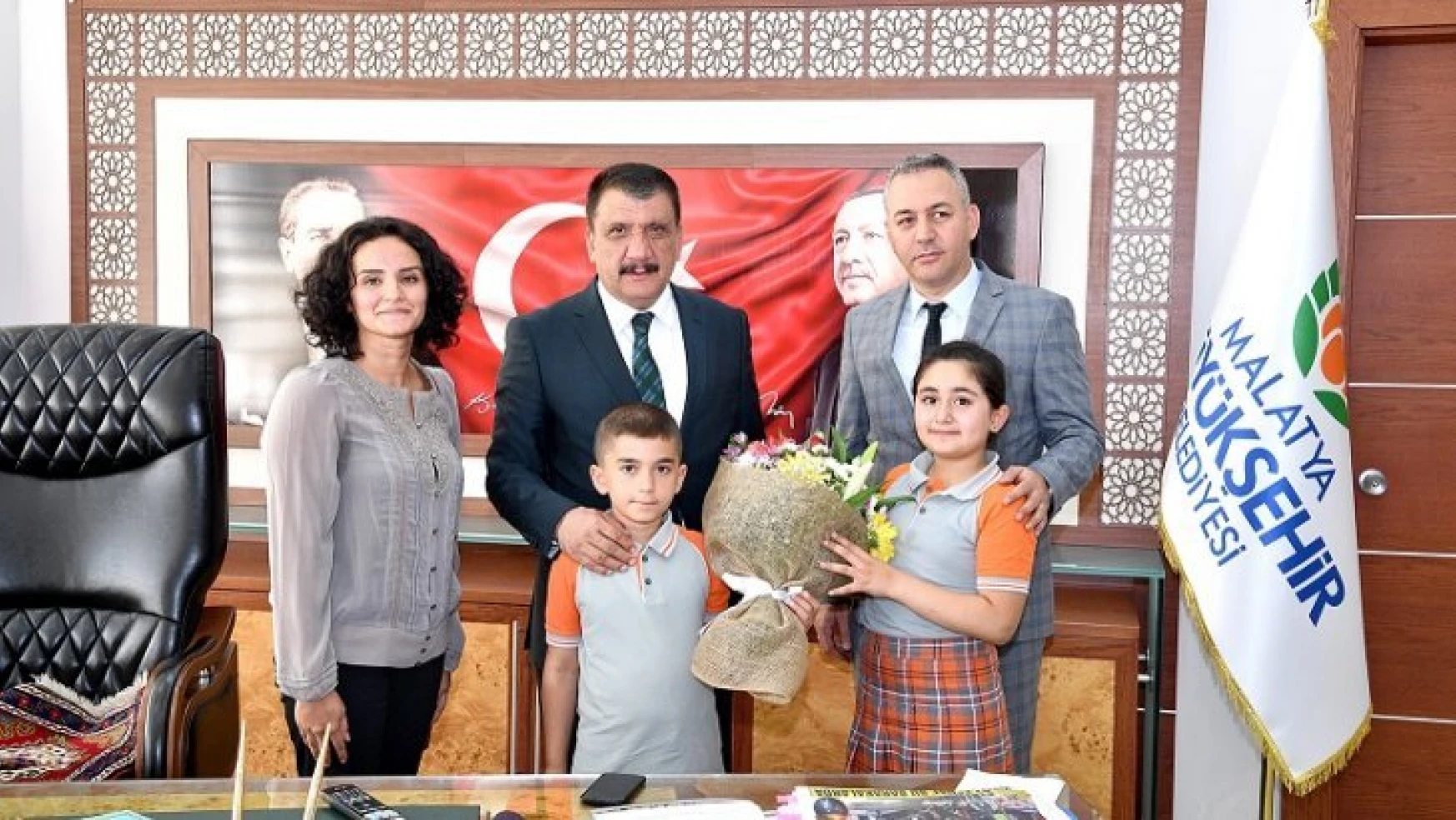 Öğretmen Ve Öğrencilerden Başkan Gürkan'a Ziyaret