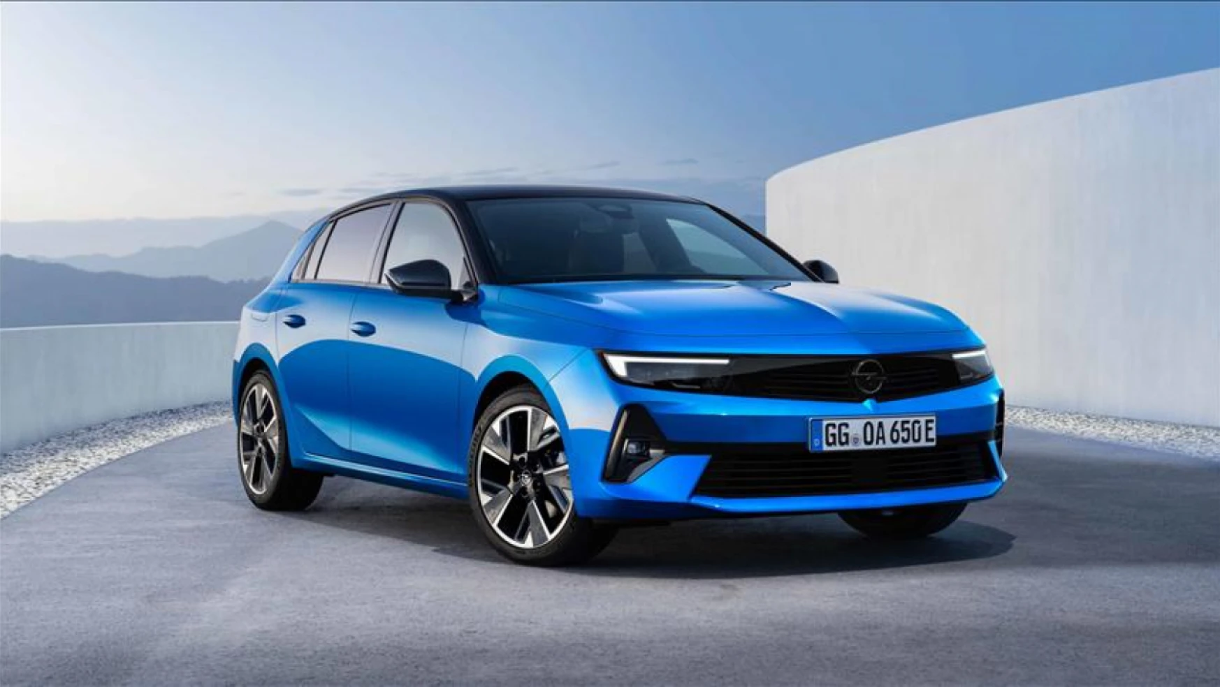 Opel, yeni yılda her modelde elektrikli seçenek sunmayı hedefliyor