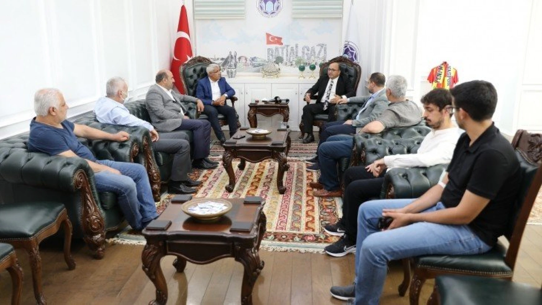 Prof. Dr. Şahin'den Başkan Güder'e Ziyaret