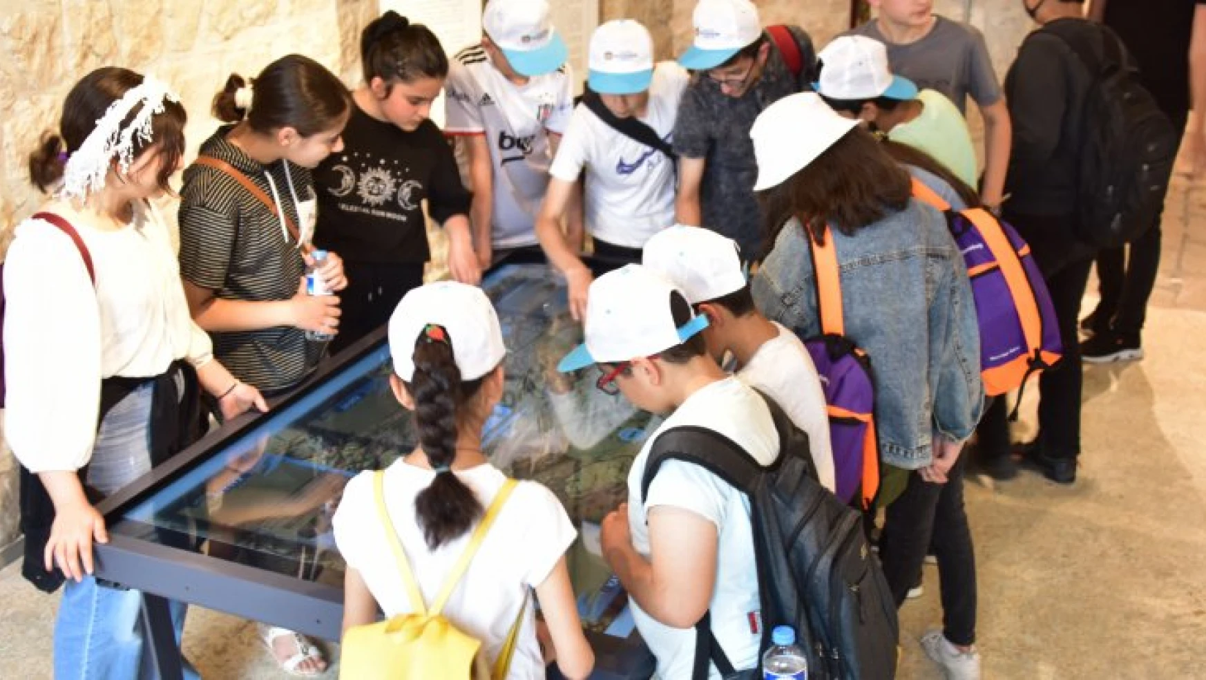 Semt Konağı Öğrencileri Kent Müzesi Ve Arslantepe'yi Gezdi