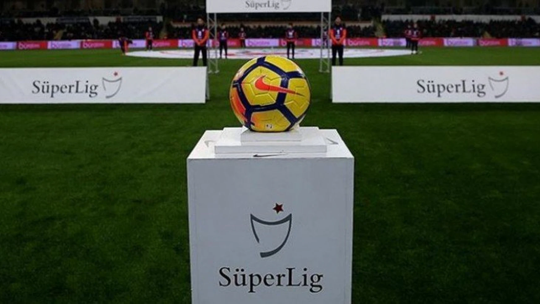 Süper lig  2020-2021 sezonu 12 Eylül Cumartesi günü oynanacak maçlarla başlayacak.