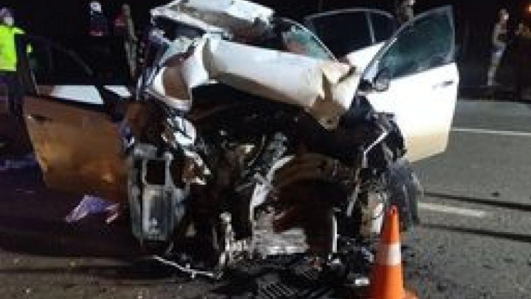 Trafik kazasında 3 ölü 1 yaralı